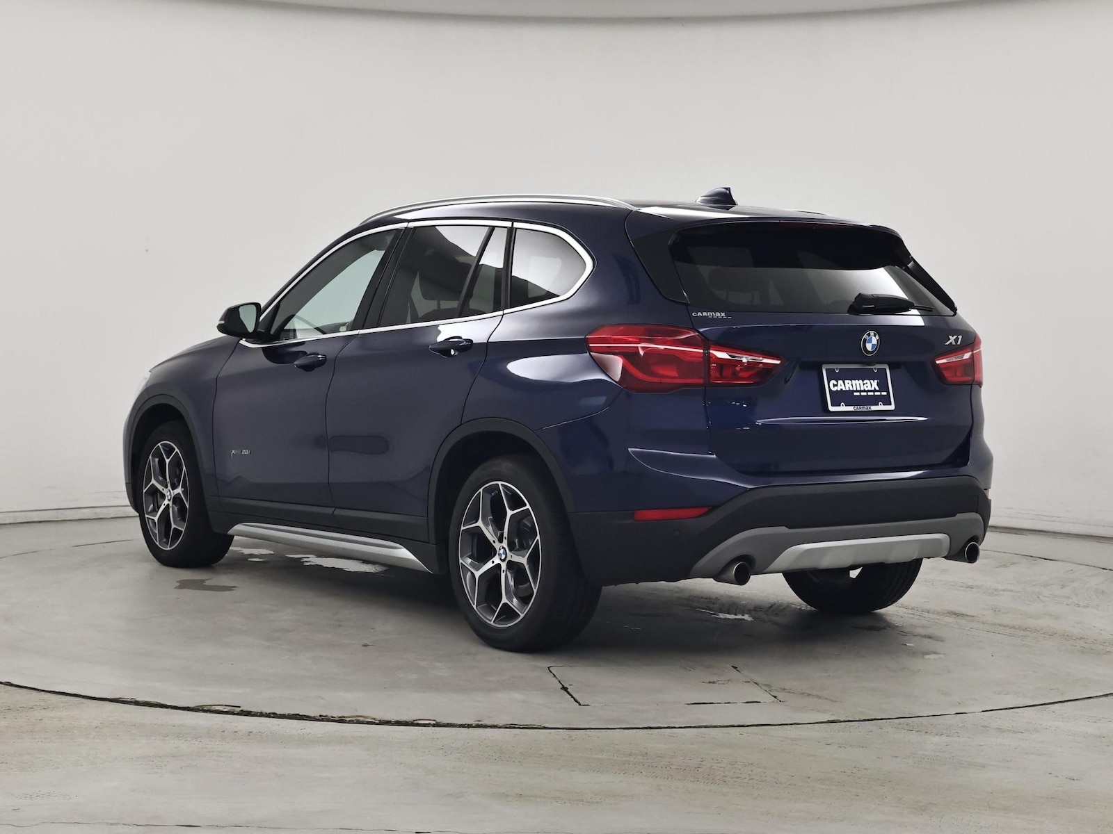 2018 BMW X1 28i - Photo 3