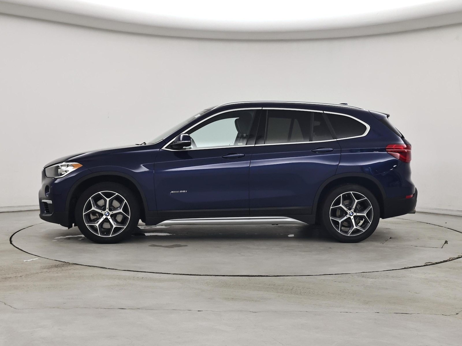 2018 BMW X1 28i - Photo 4