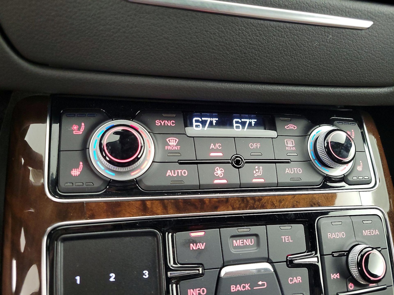 2016 Audi A8 Base - Photo 18