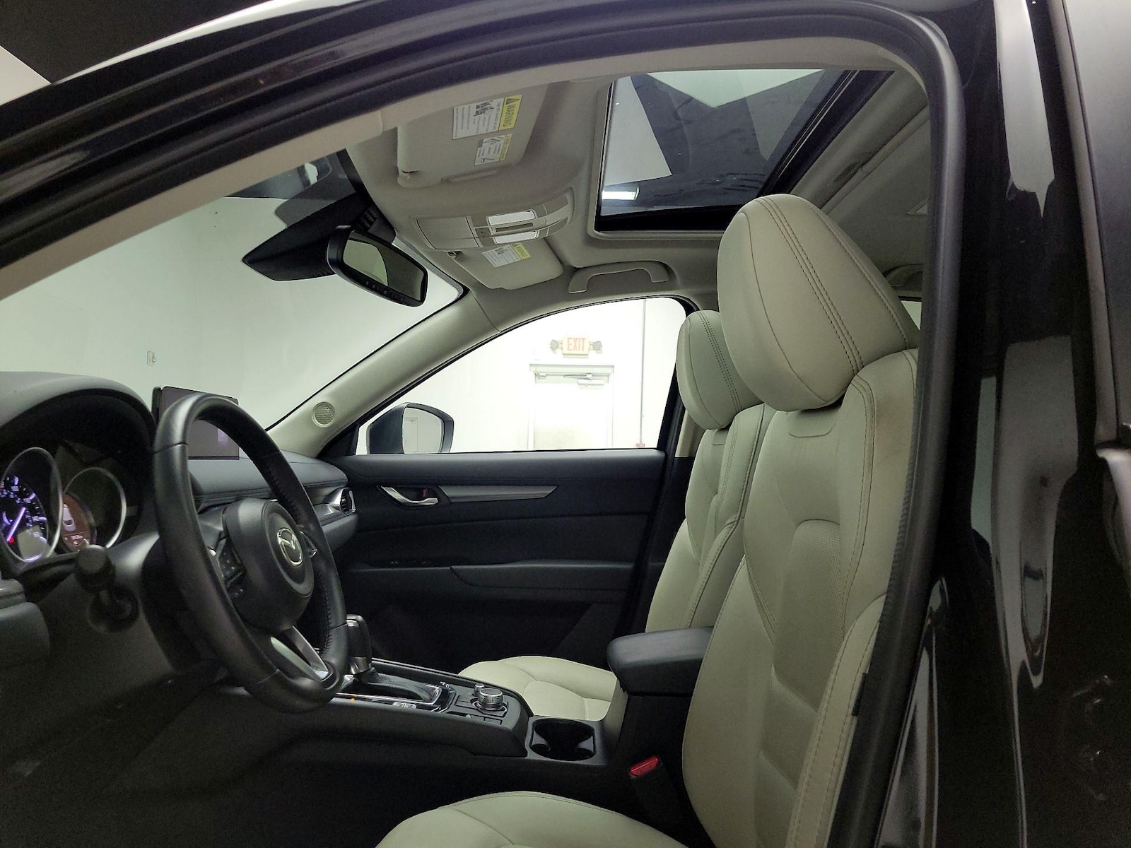 Sunroof(s) & Overhead Airbags