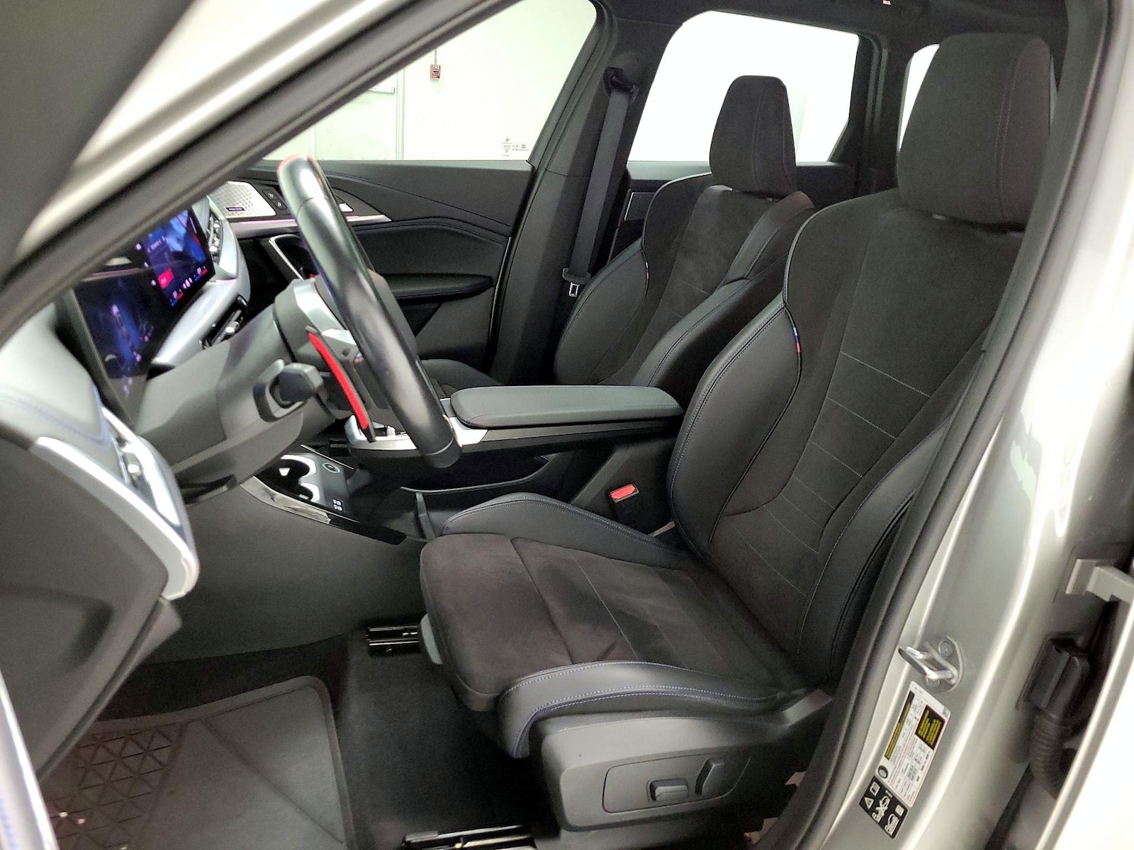 Power Seat(s) & Side Airbags