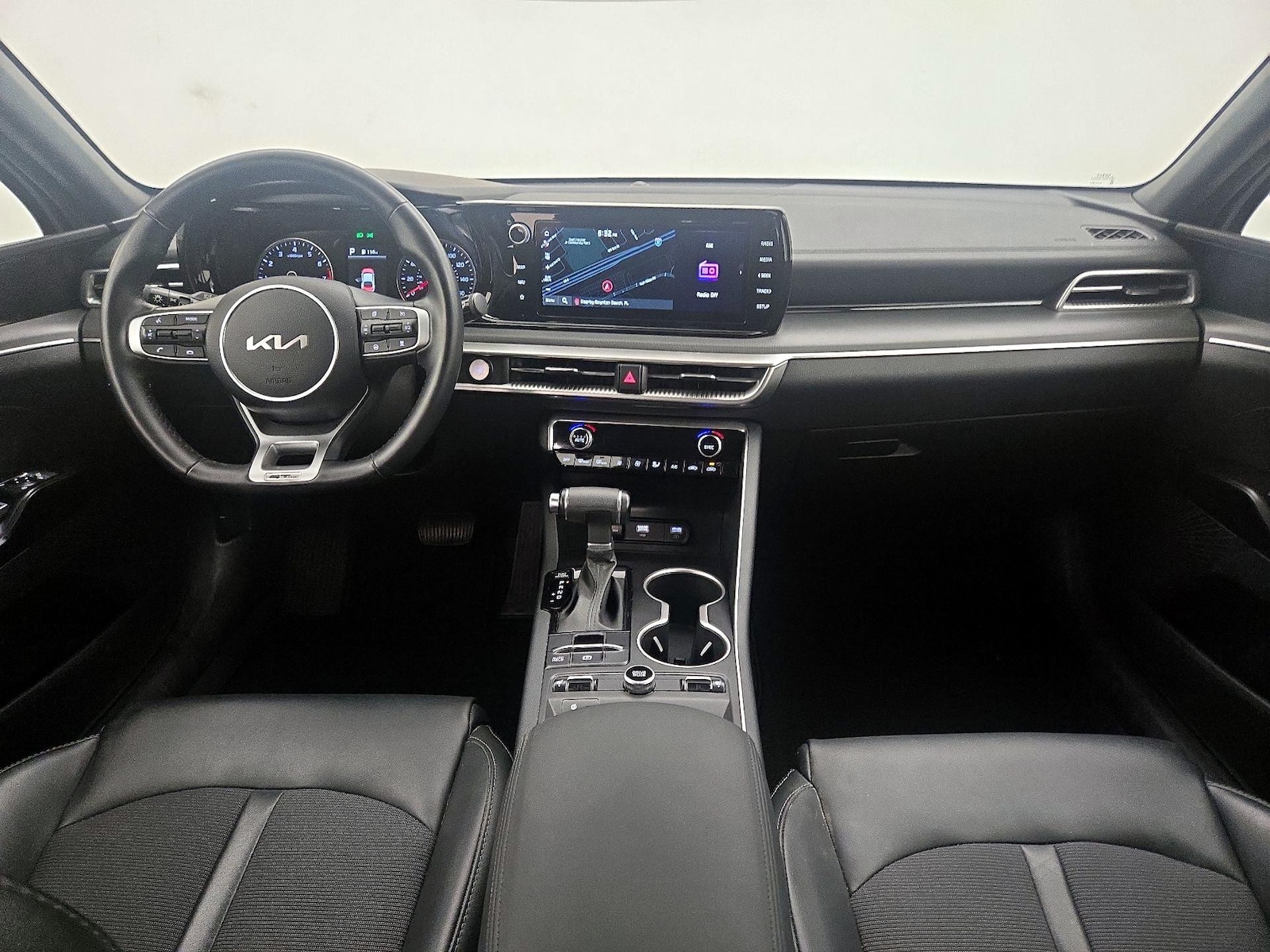 2024 Kia K5 GT-Line - Photo 10