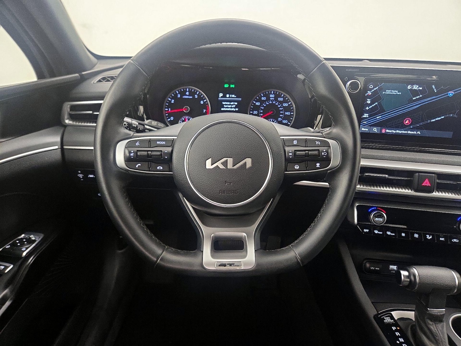 2024 Kia K5 GT-Line - Photo 11