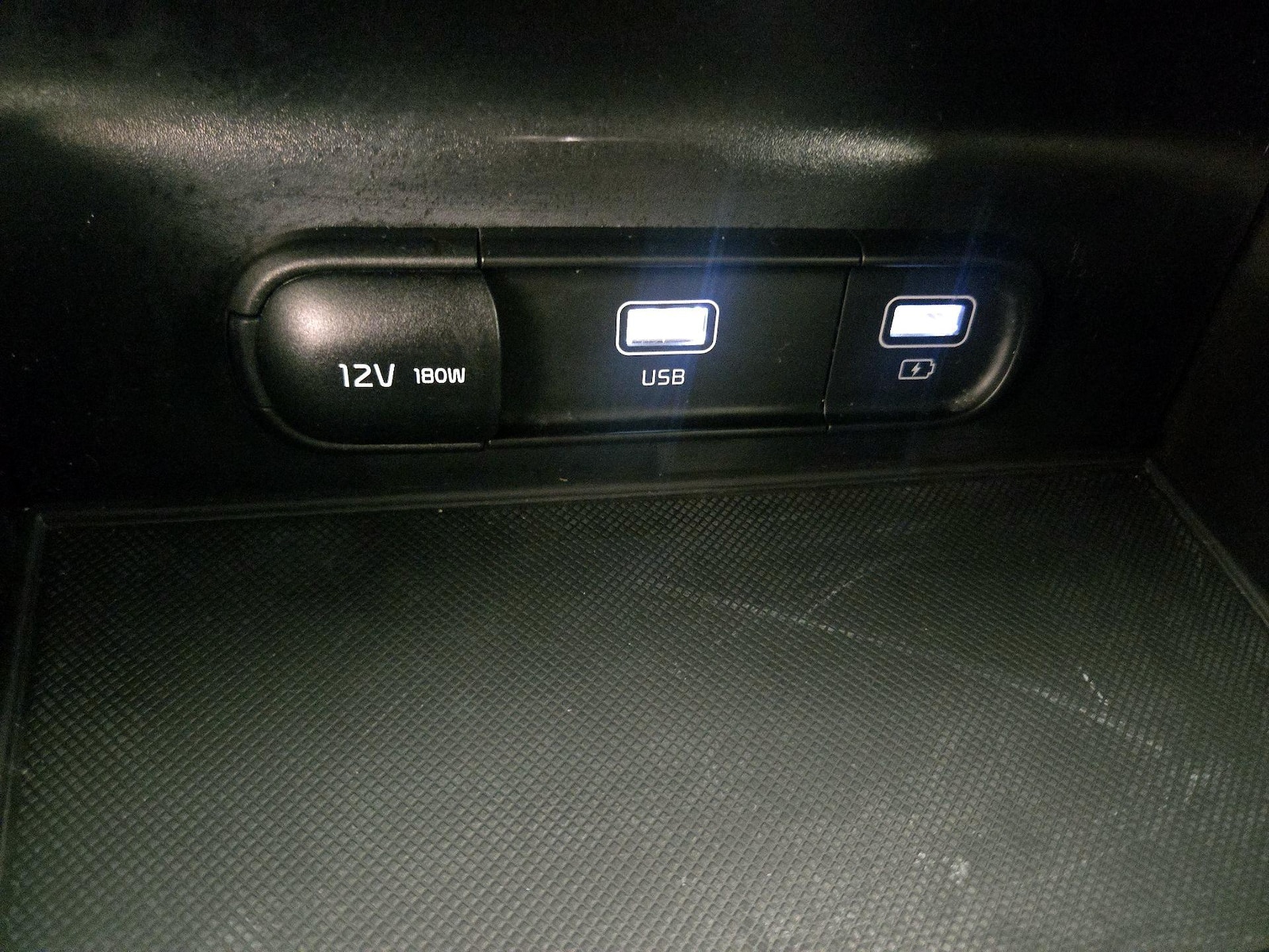 2024 Kia K5 GT-Line - Photo 20
