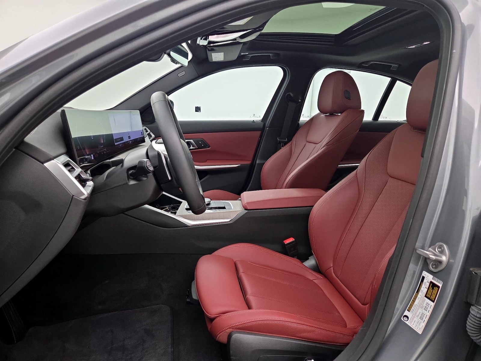 2025 BMW 3 Series 330i - Photo 12