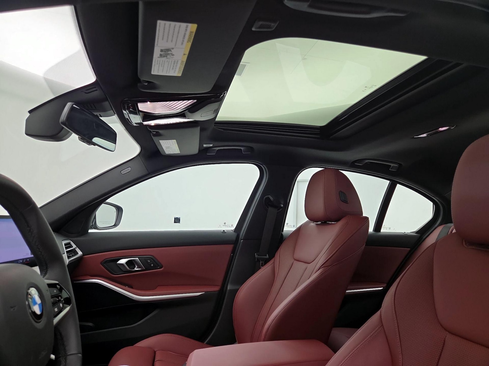 2025 BMW 3 Series 330i - Photo 21