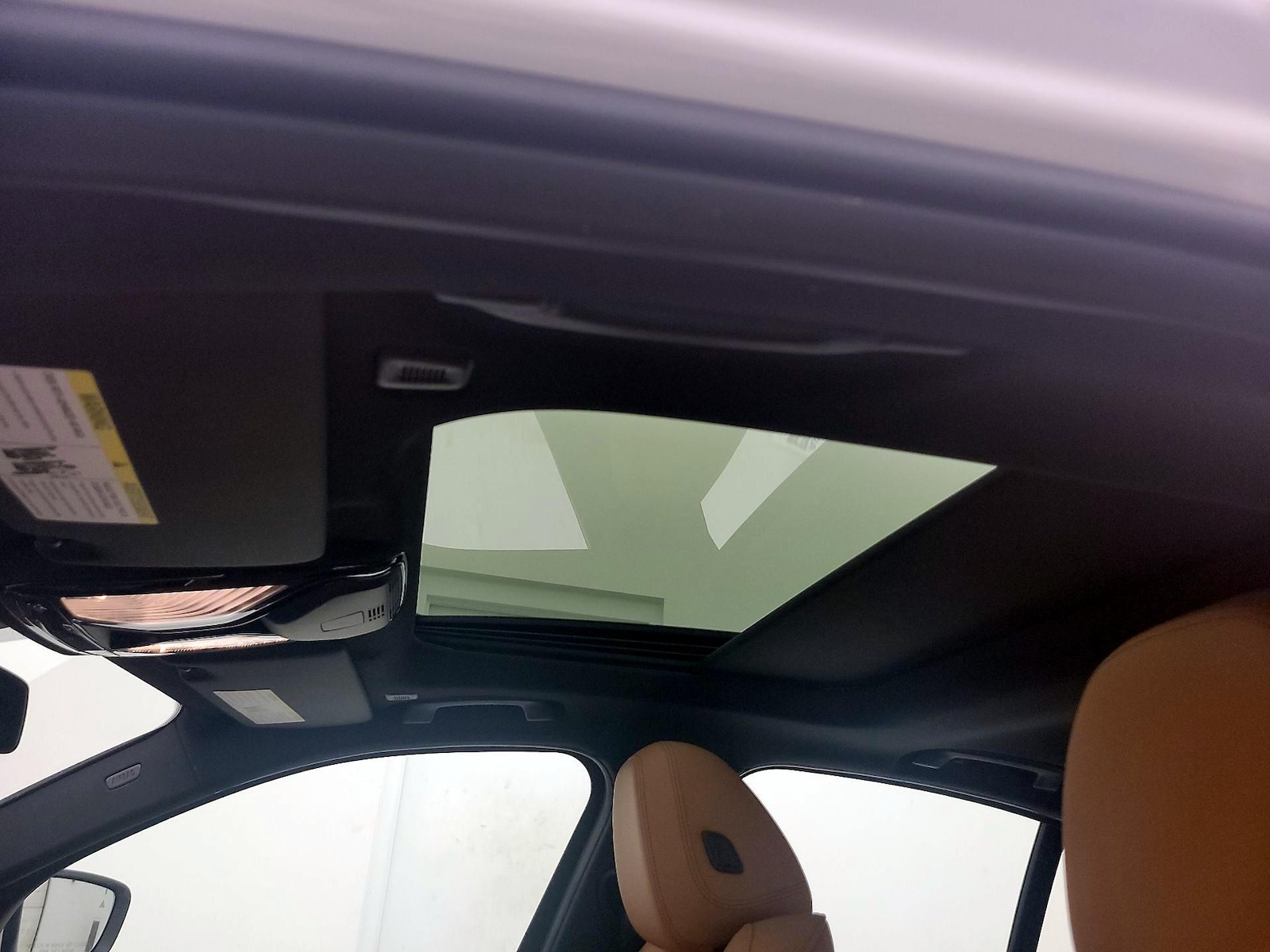 Sunroof(s) & Overhead Airbags