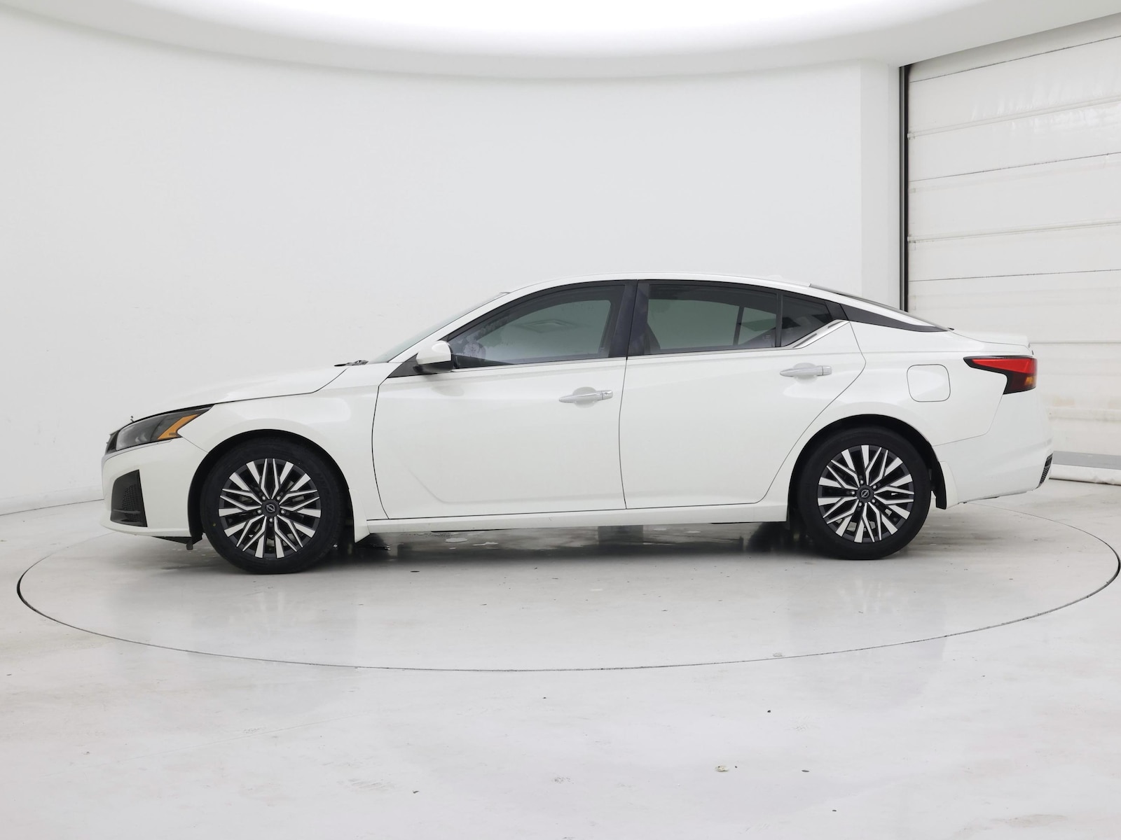 2023 Nissan Altima SV - Photo 4