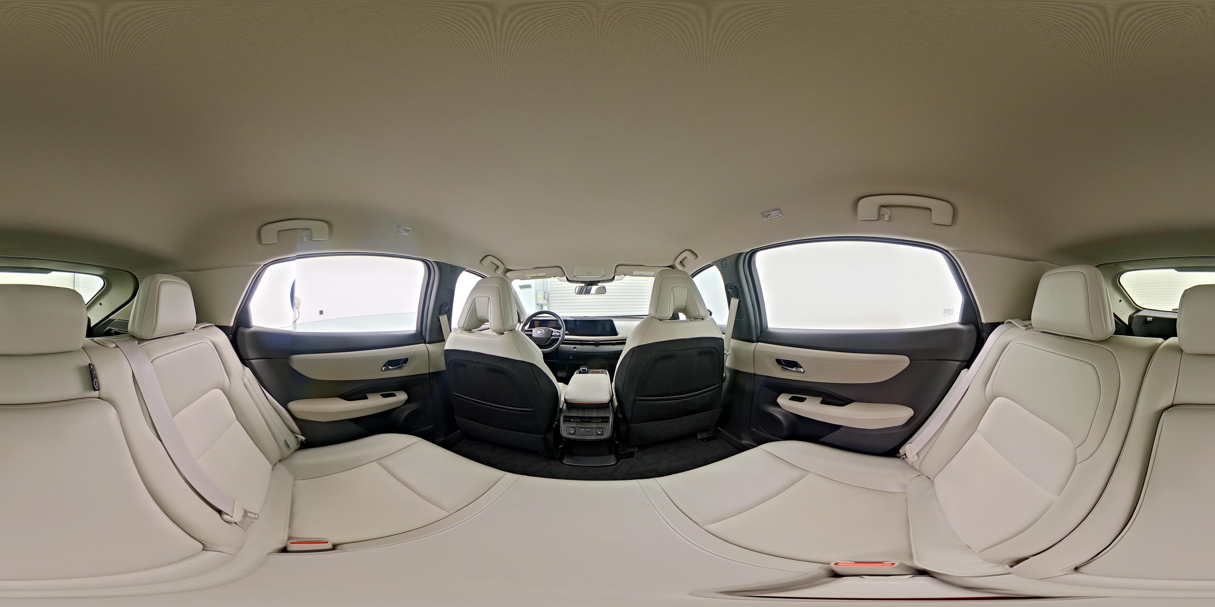 2024 Nissan ARIYA Engage+ - Photo 27