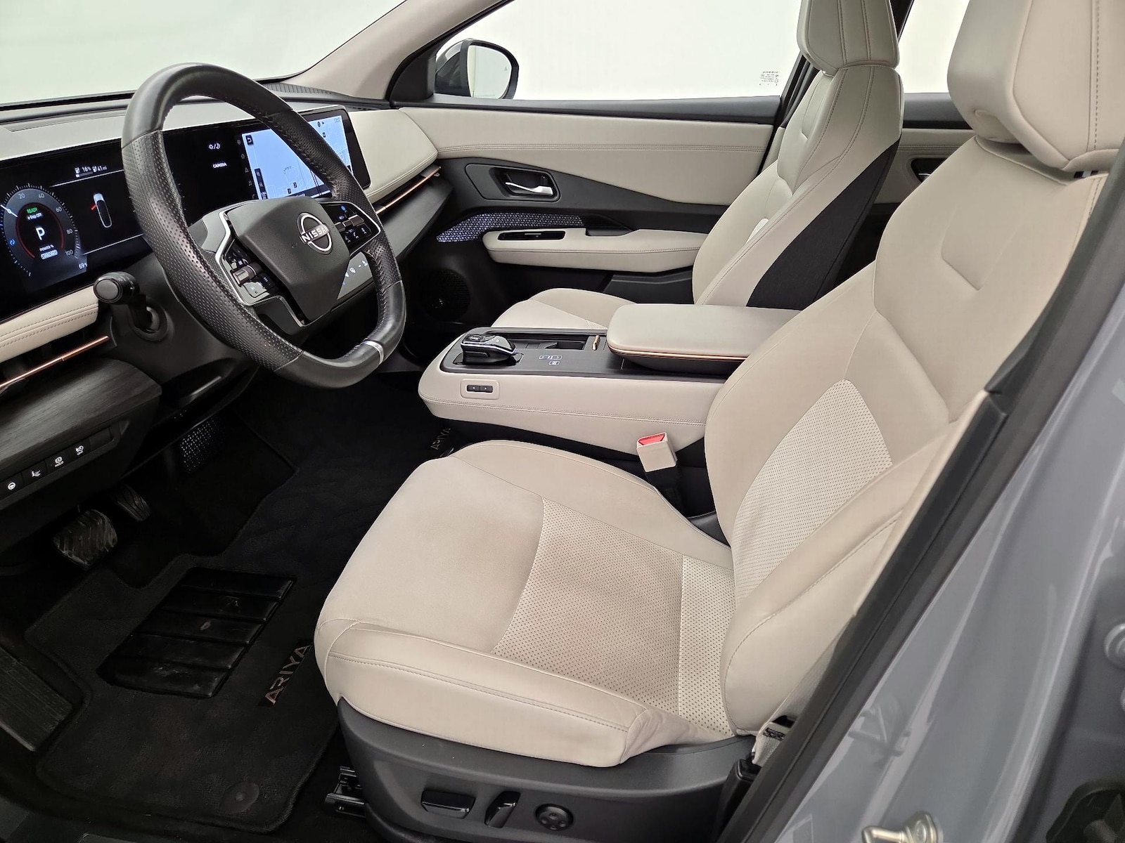 2024 Nissan ARIYA Engage+ - Photo 12
