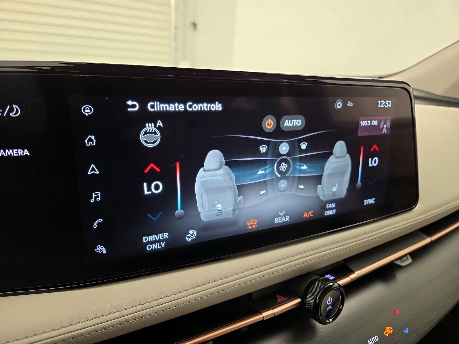 2024 Nissan ARIYA Engage+ - Photo 18