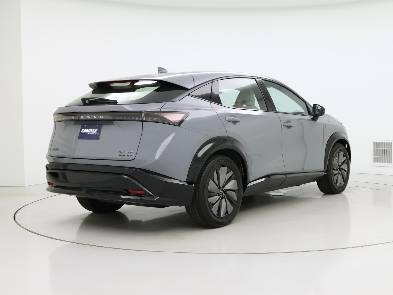 2024 Nissan ARIYA Engage+ - Photo 9
