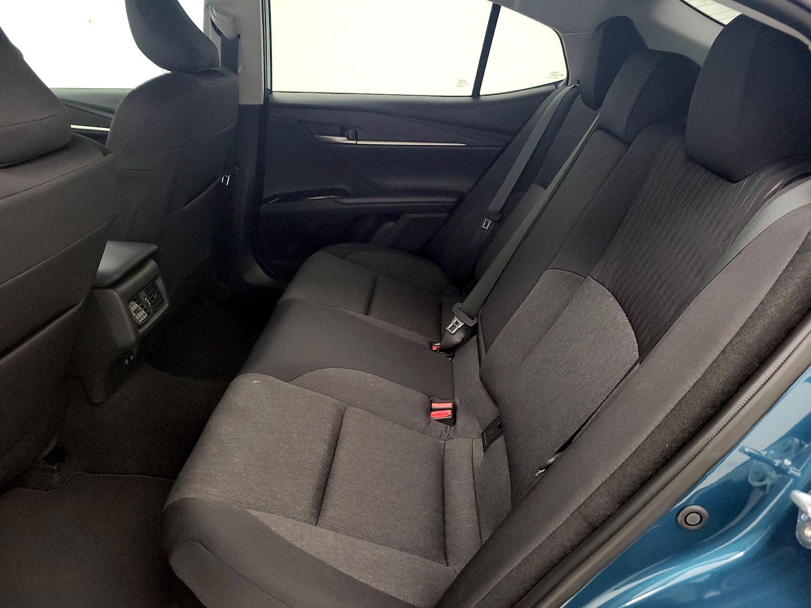 2026 Toyota Camry LE - Photo 20