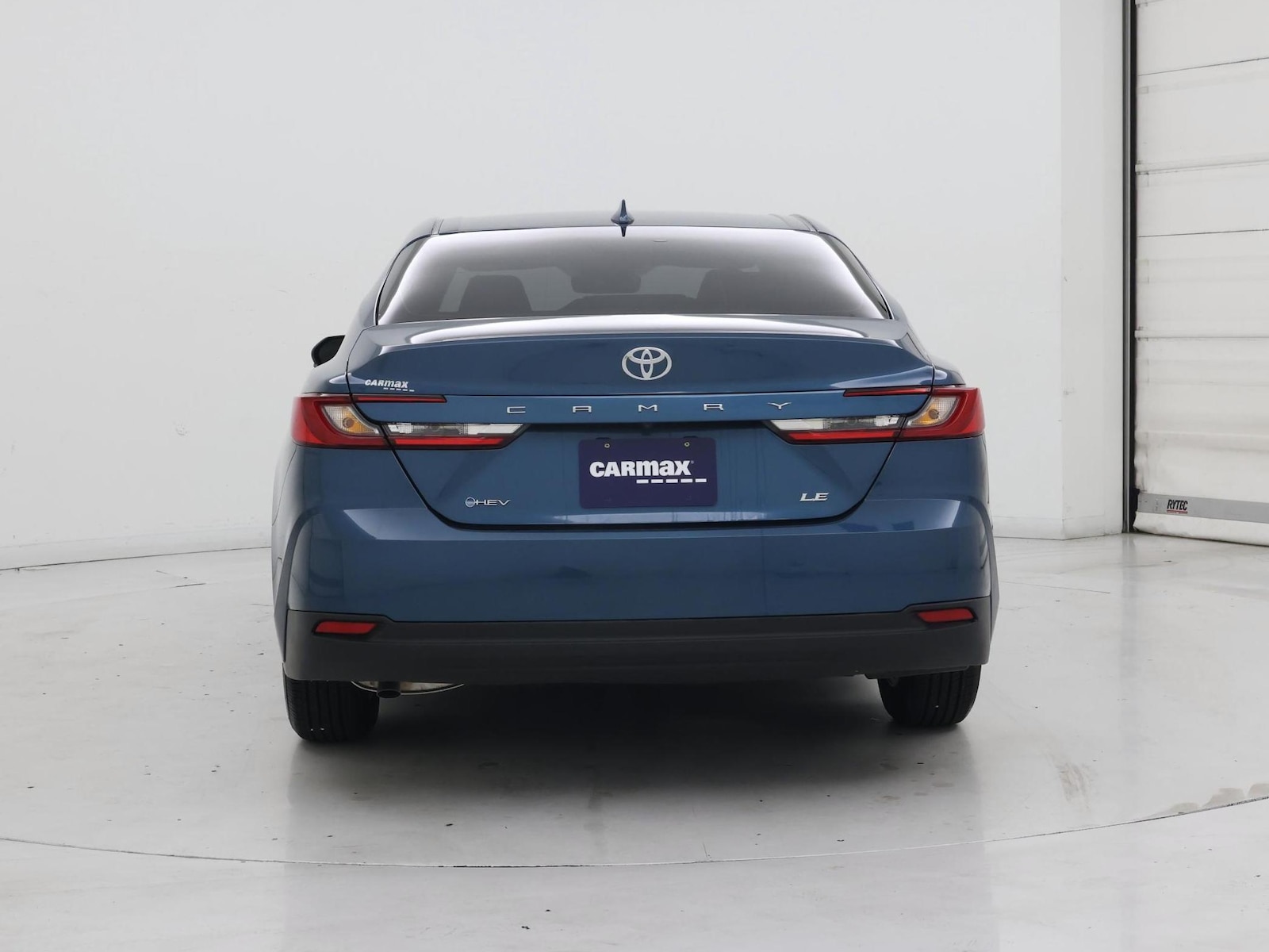 2026 Toyota Camry LE - Photo 7