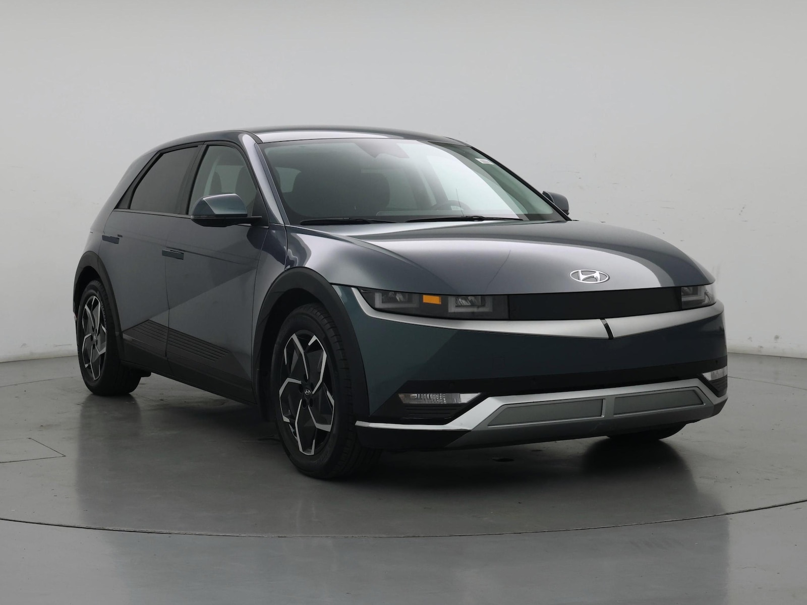 2024 Hyundai IONIQ 5 SEL - Photo 2