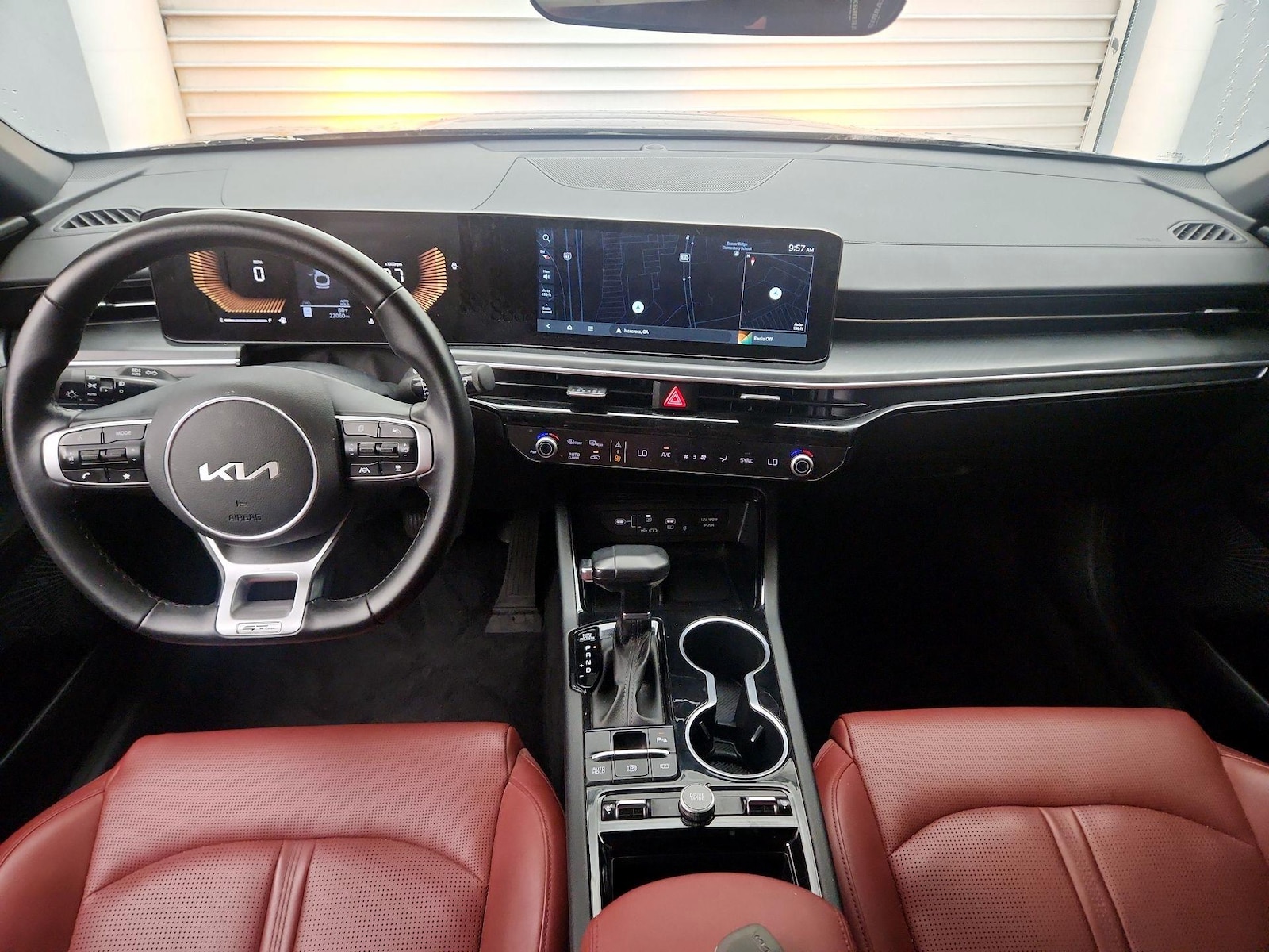 Apple CarPlay® & Android Auto™