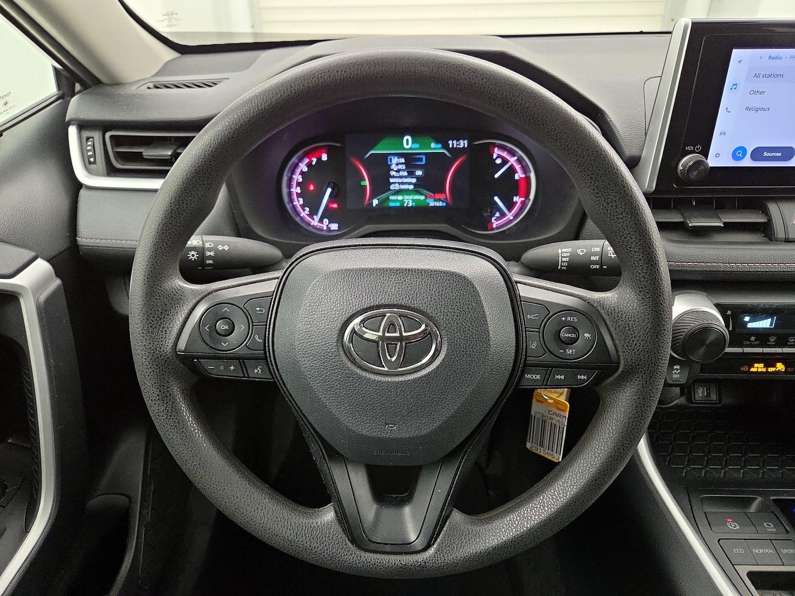 2025 Toyota RAV4 LE - Photo 11
