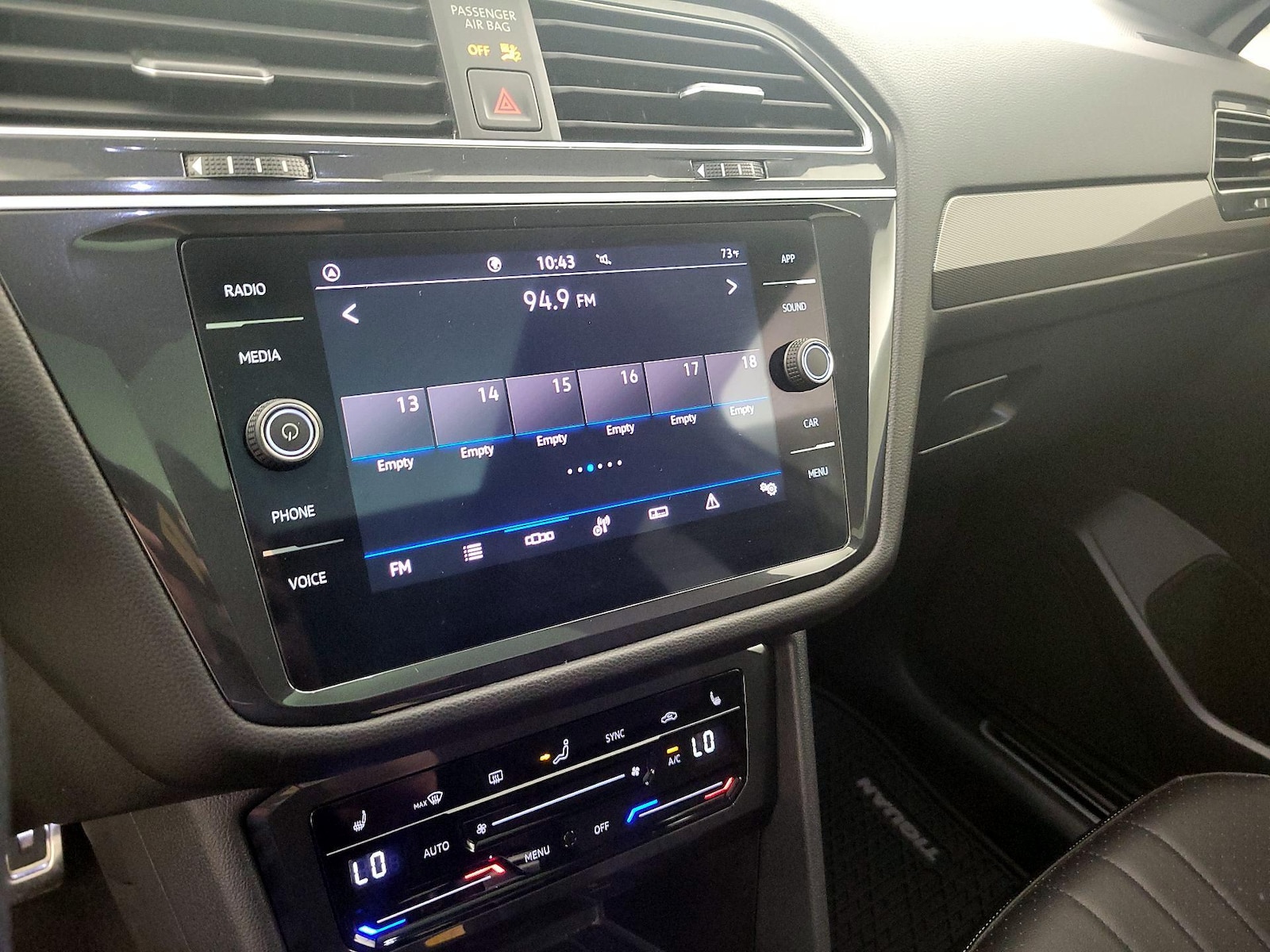 2024 Volkswagen Tiguan SE R-LINE BLACK - Photo 16