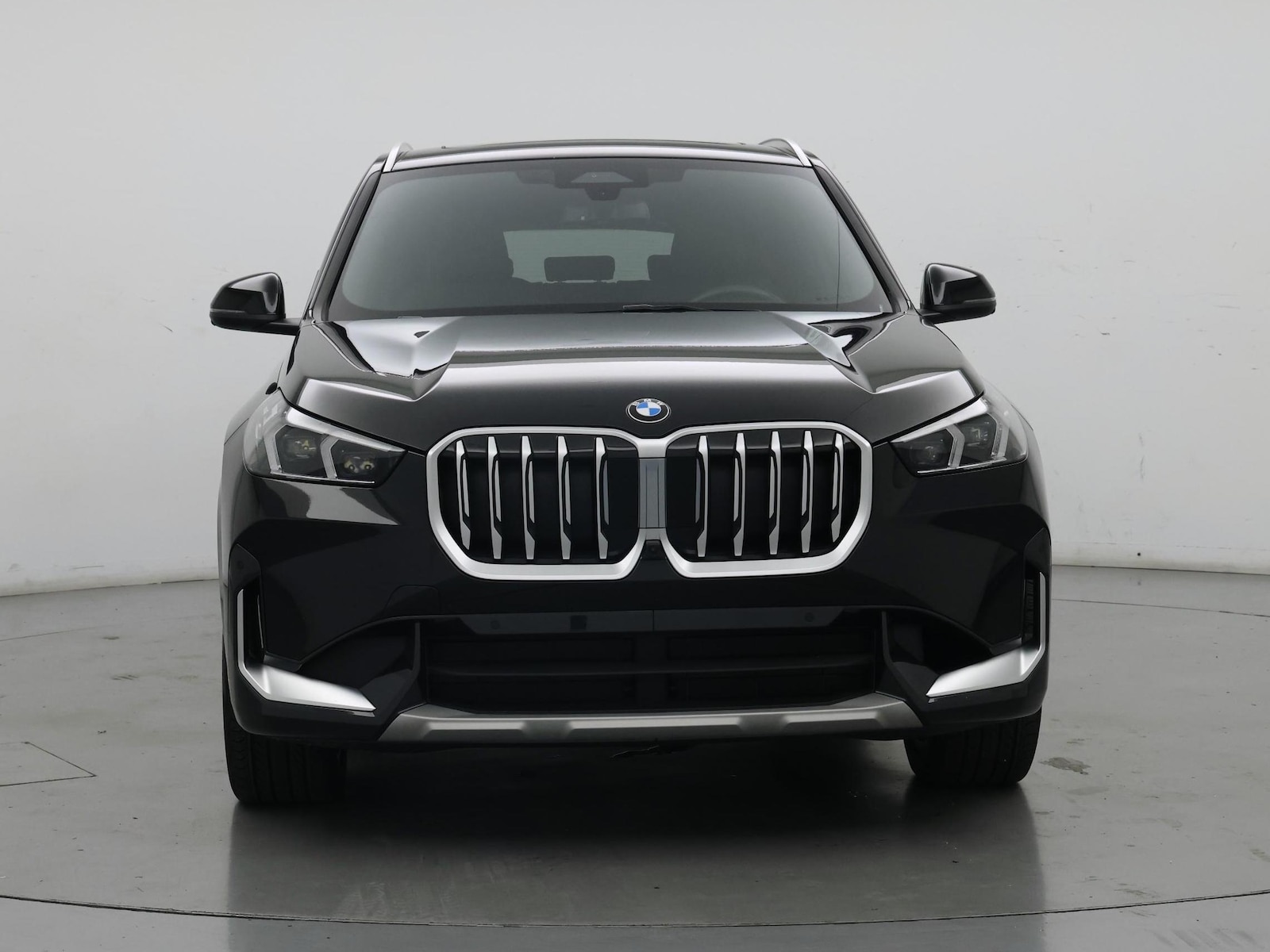 2026 BMW X1 28i - Photo 6