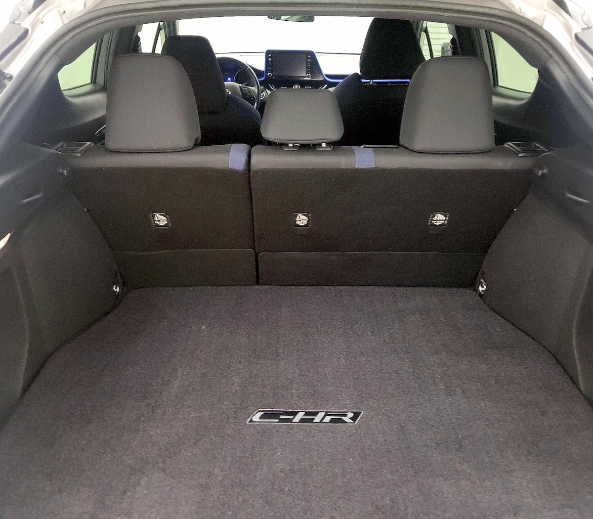 Trunk/Cargo (Seats Up)