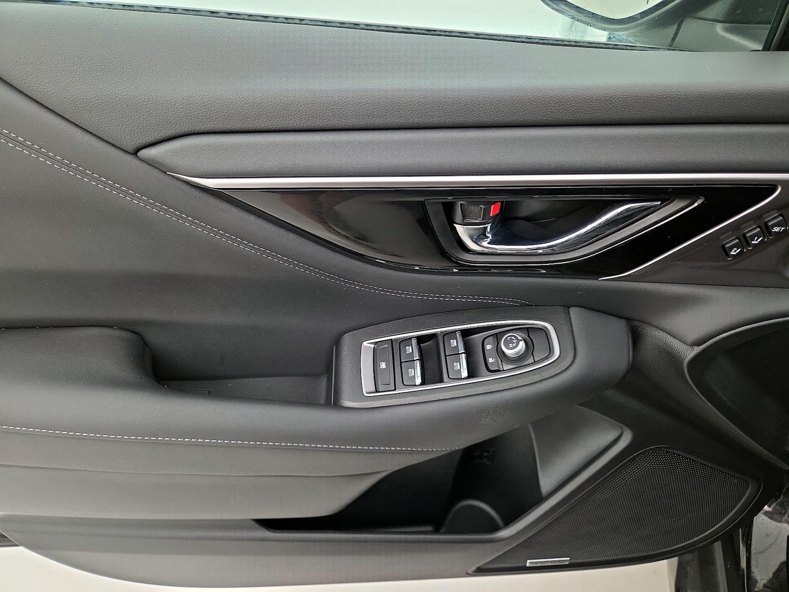 2024 Subaru Outback Limited - Photo 13