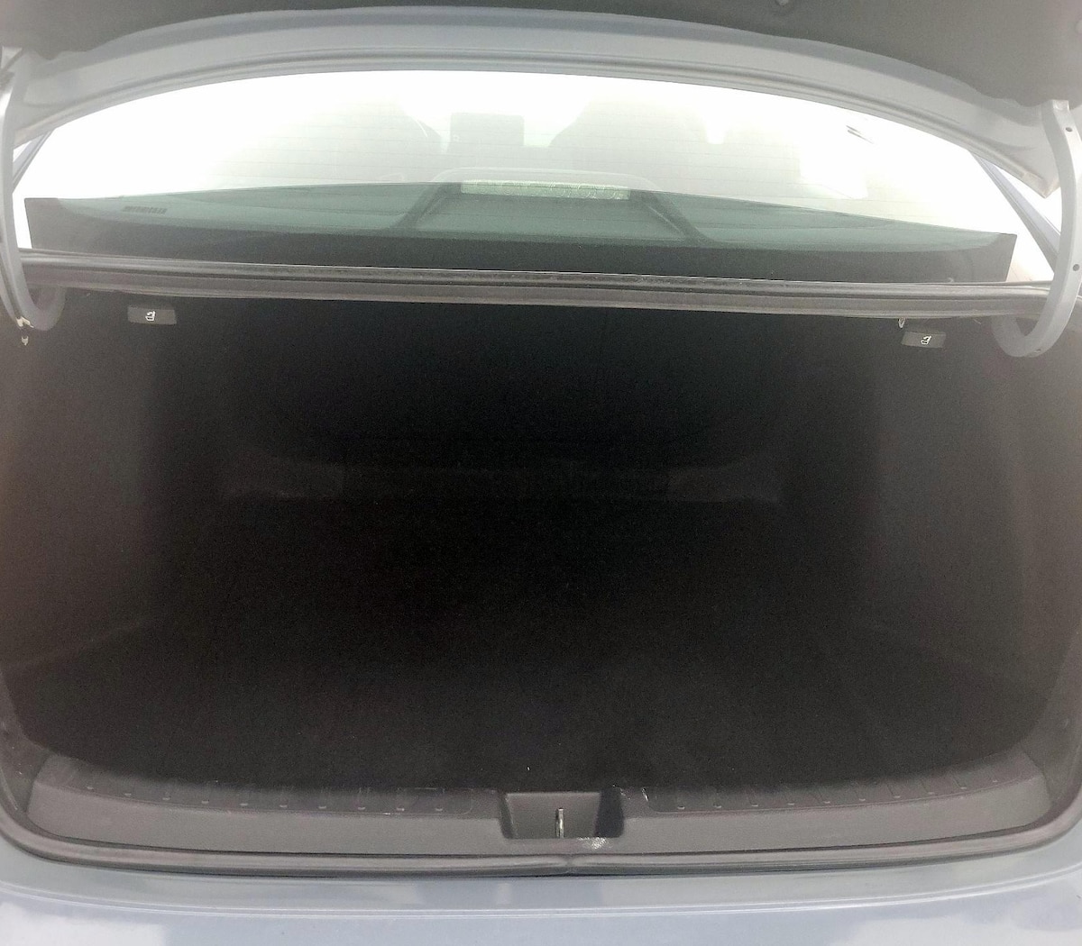 Trunk/Cargo (Seats Up)