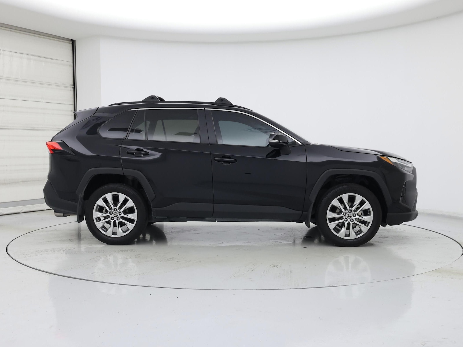 2024 Toyota RAV4 XLE Premium - Photo 8