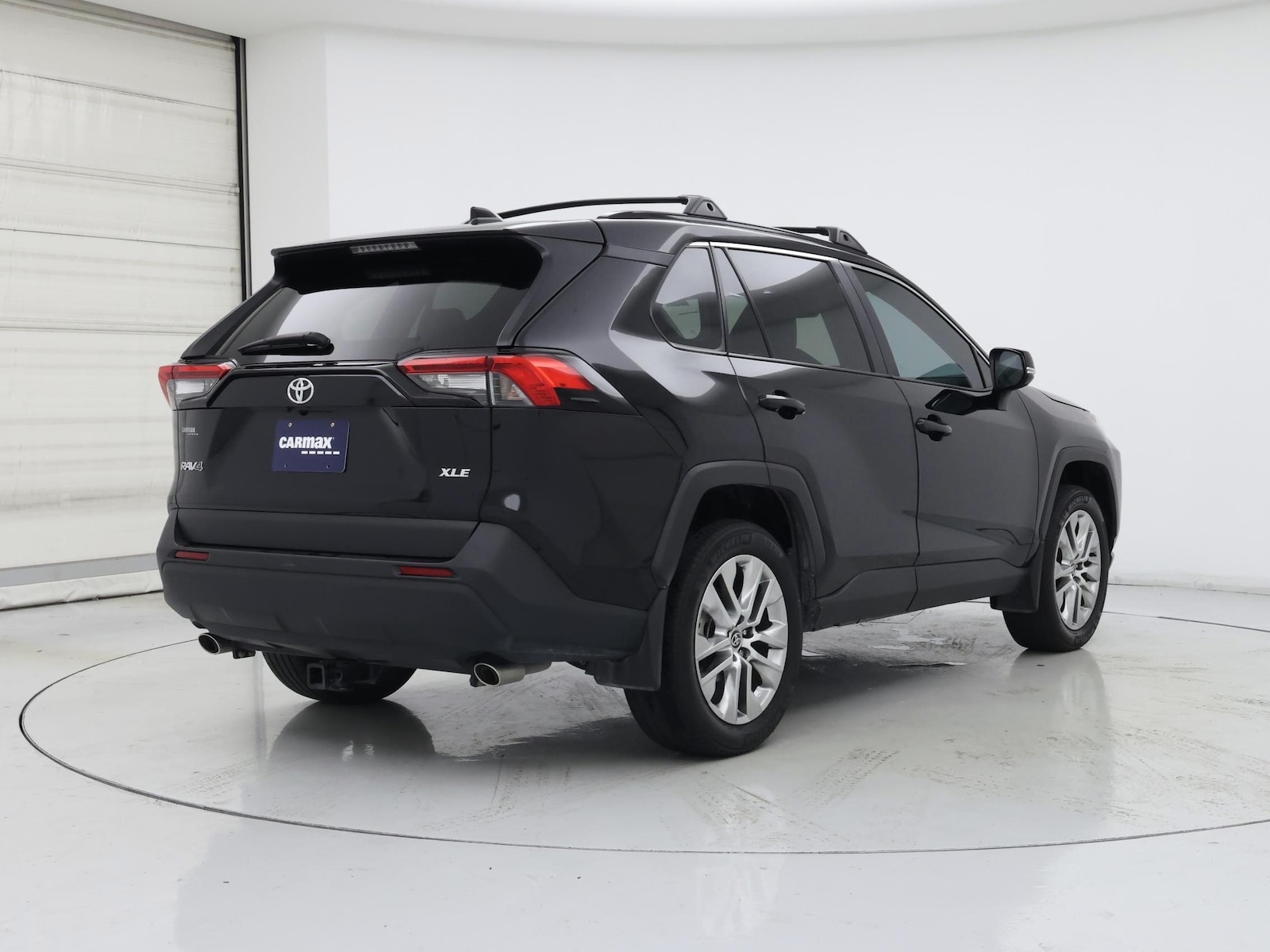 2024 Toyota RAV4 XLE Premium - Photo 9