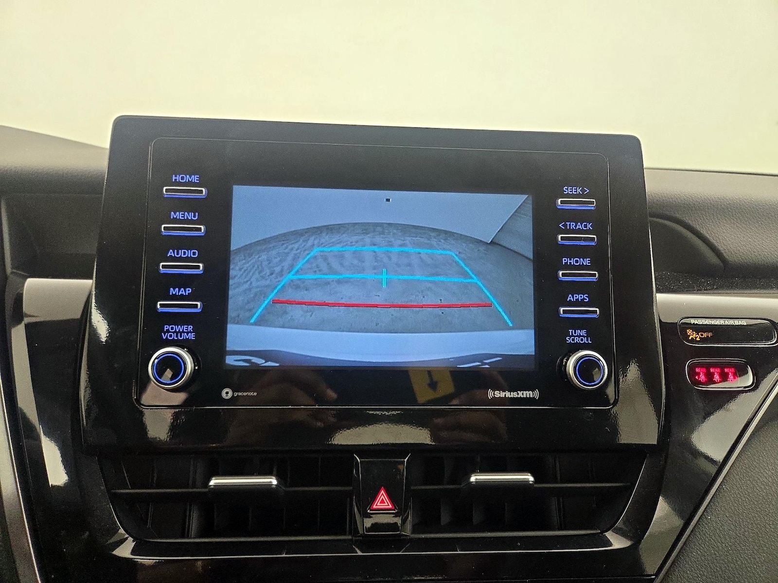 2024 Toyota Camry LE - Photo 15