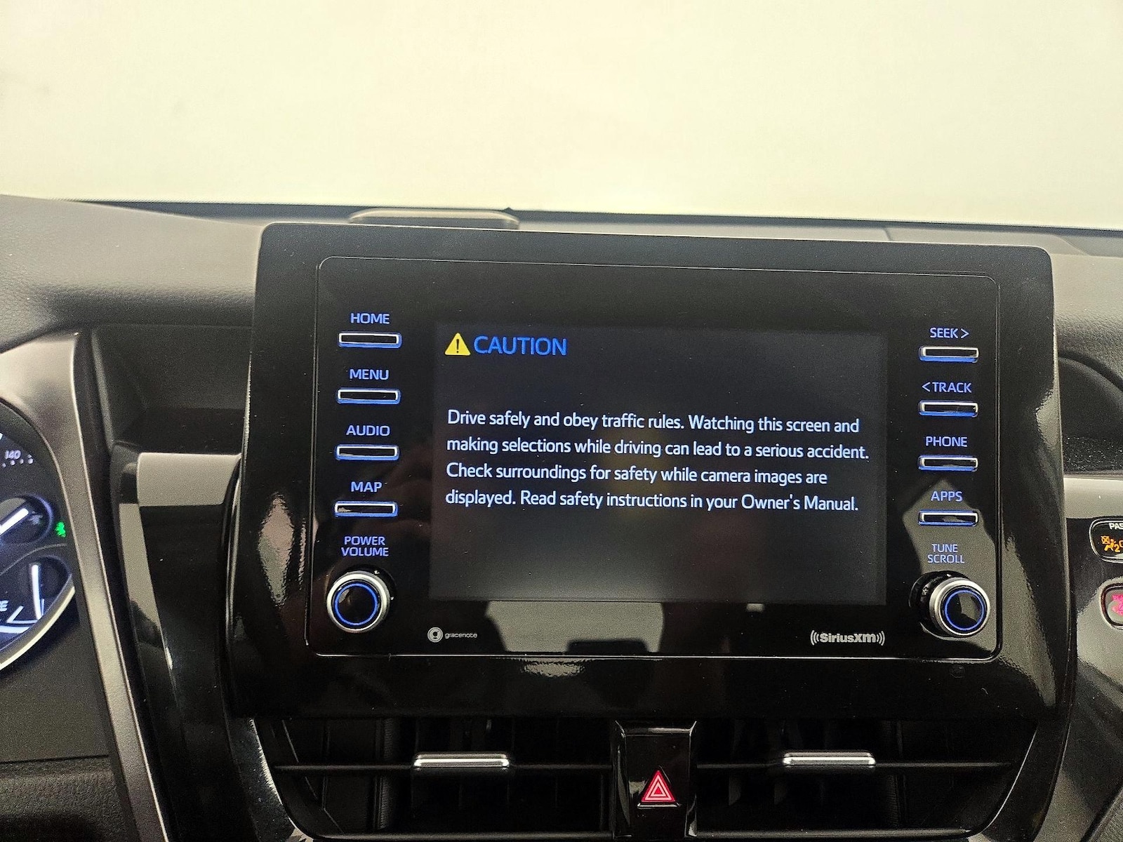 2024 Toyota Camry LE - Photo 16
