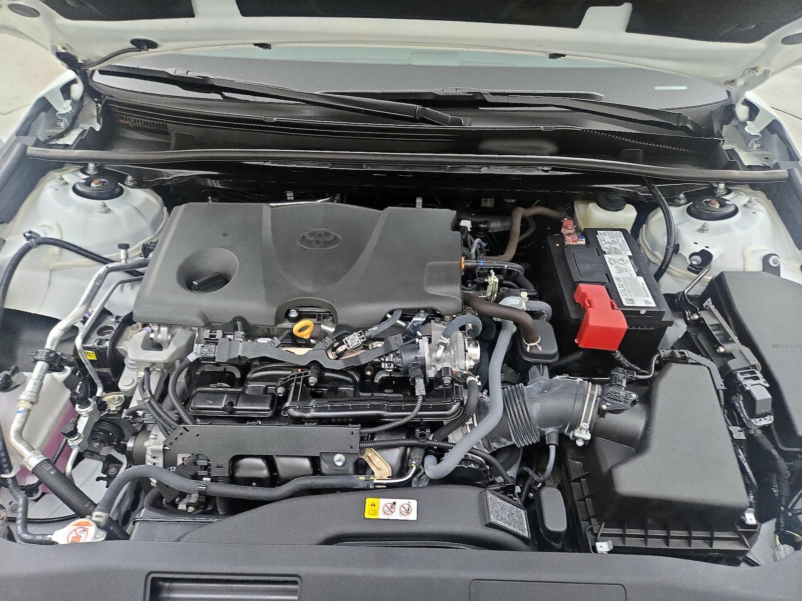 2024 Toyota Camry LE - Photo 21