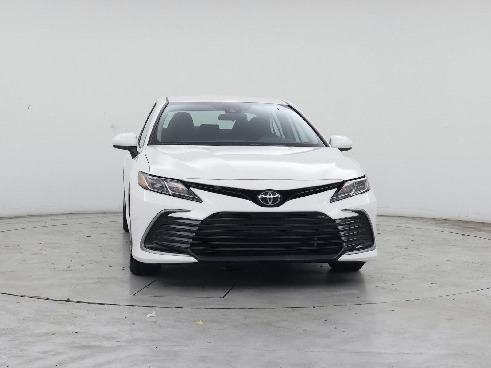 2024 Toyota Camry LE - Photo 6