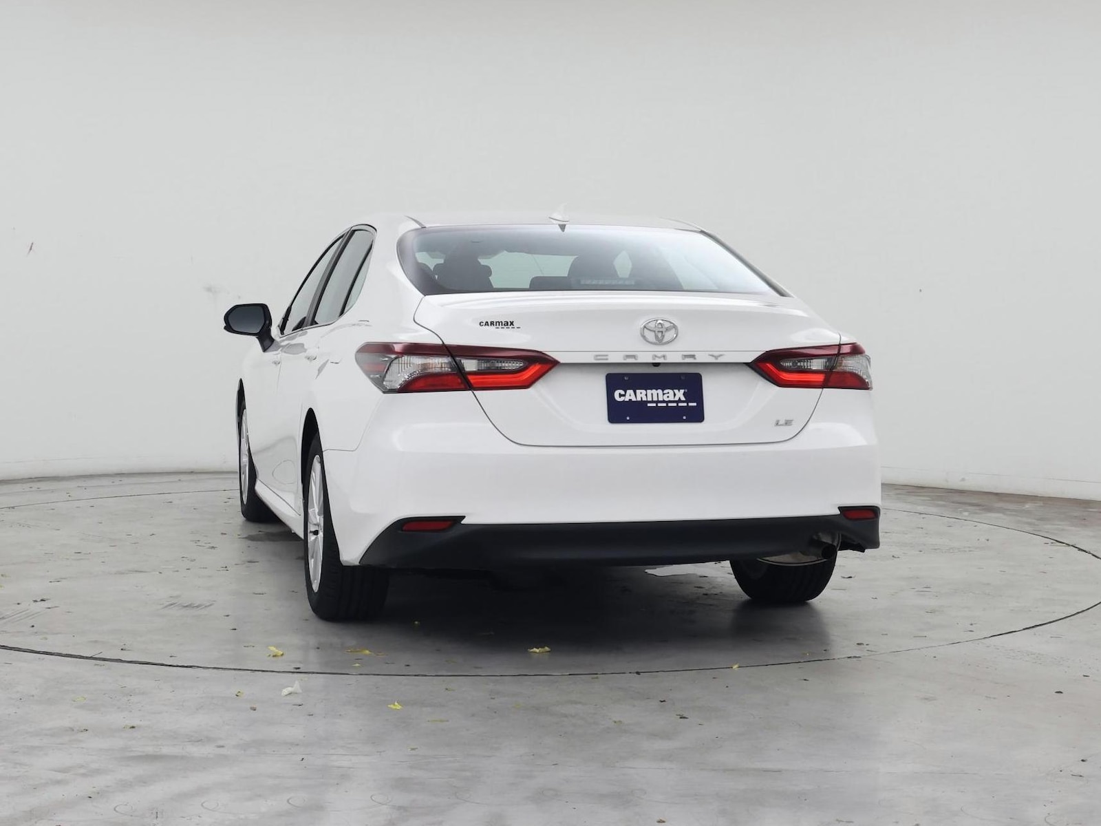 2024 Toyota Camry LE - Photo 7