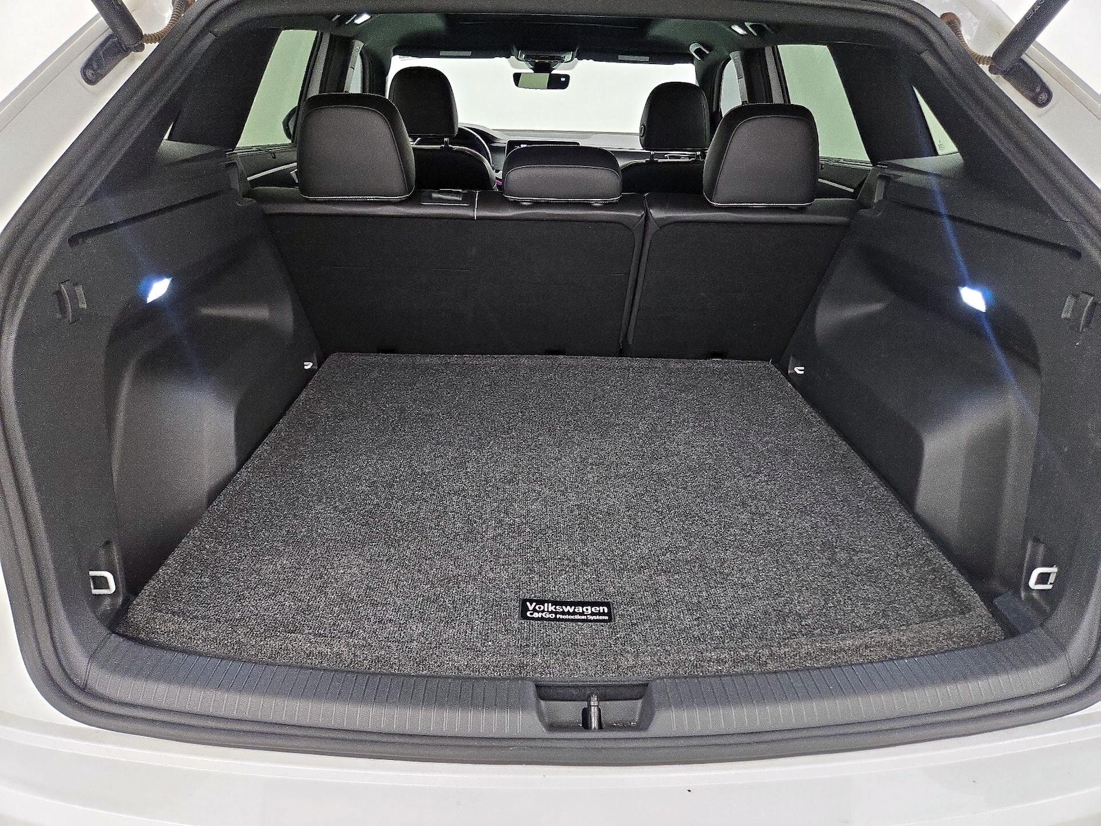 2024 Volkswagen Atlas Cross Sport SEL R-LINE - Photo 23