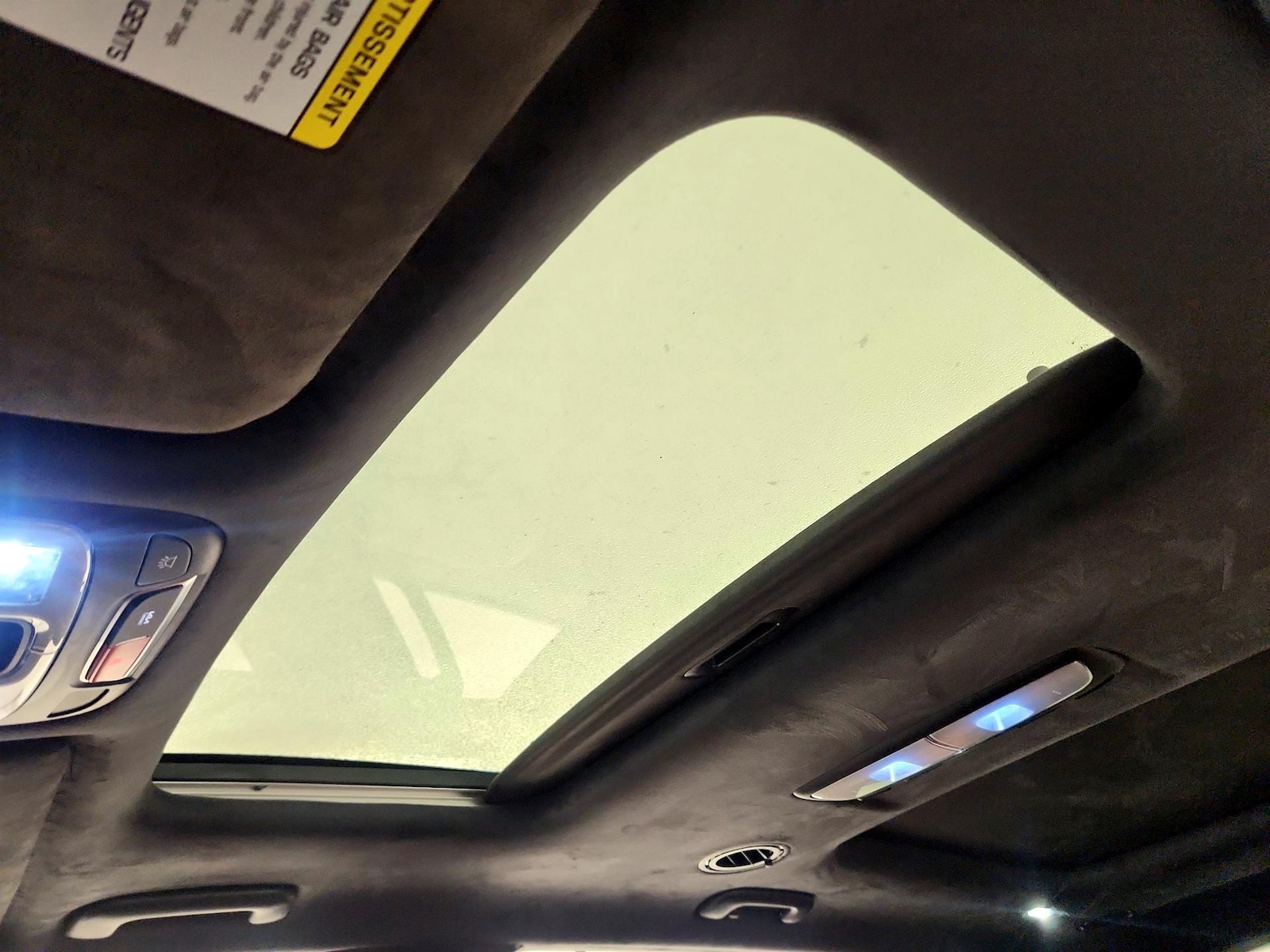 Sunroof(s) & Skylight(s)