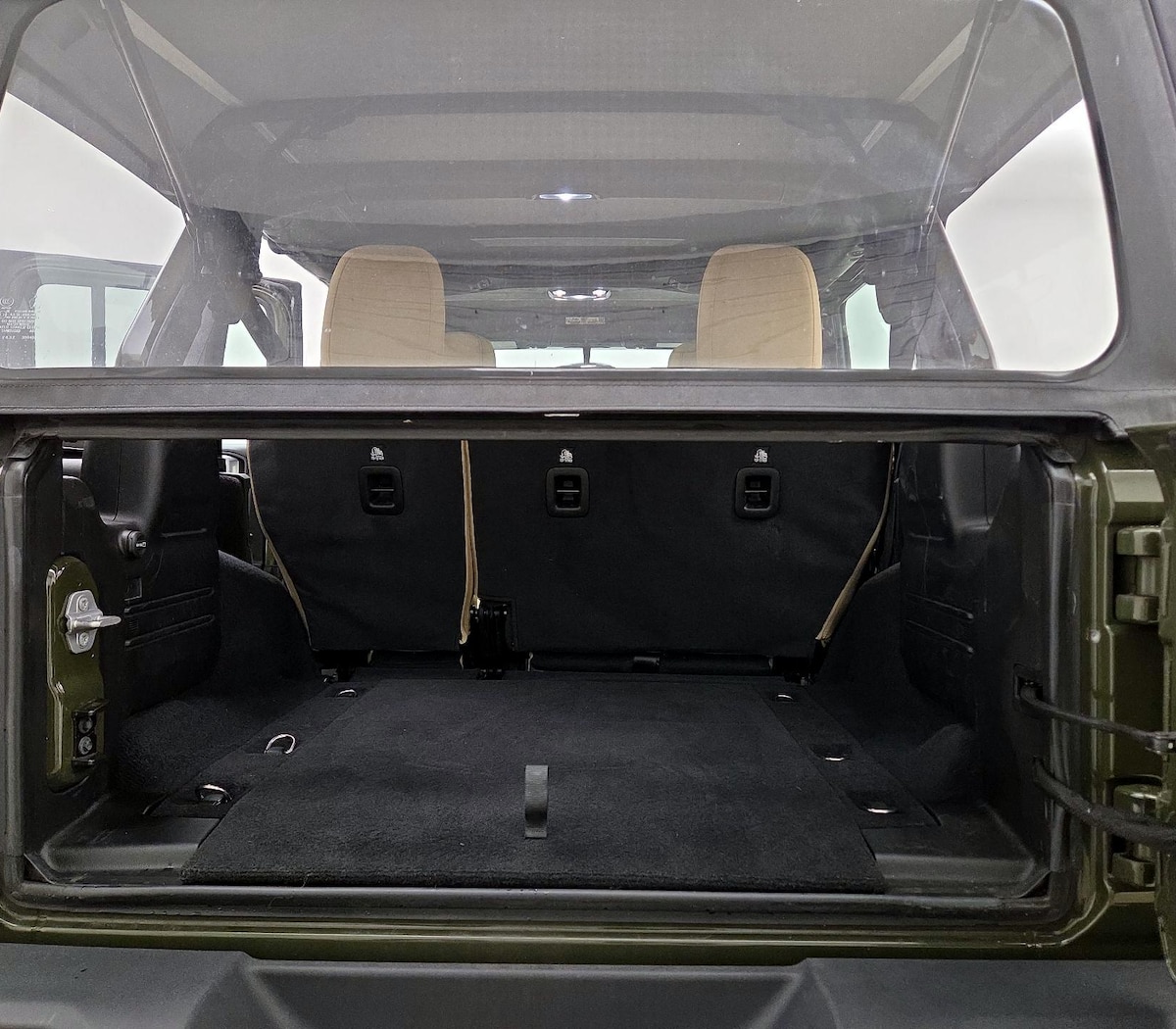 Trunk/Cargo (Seats Up)