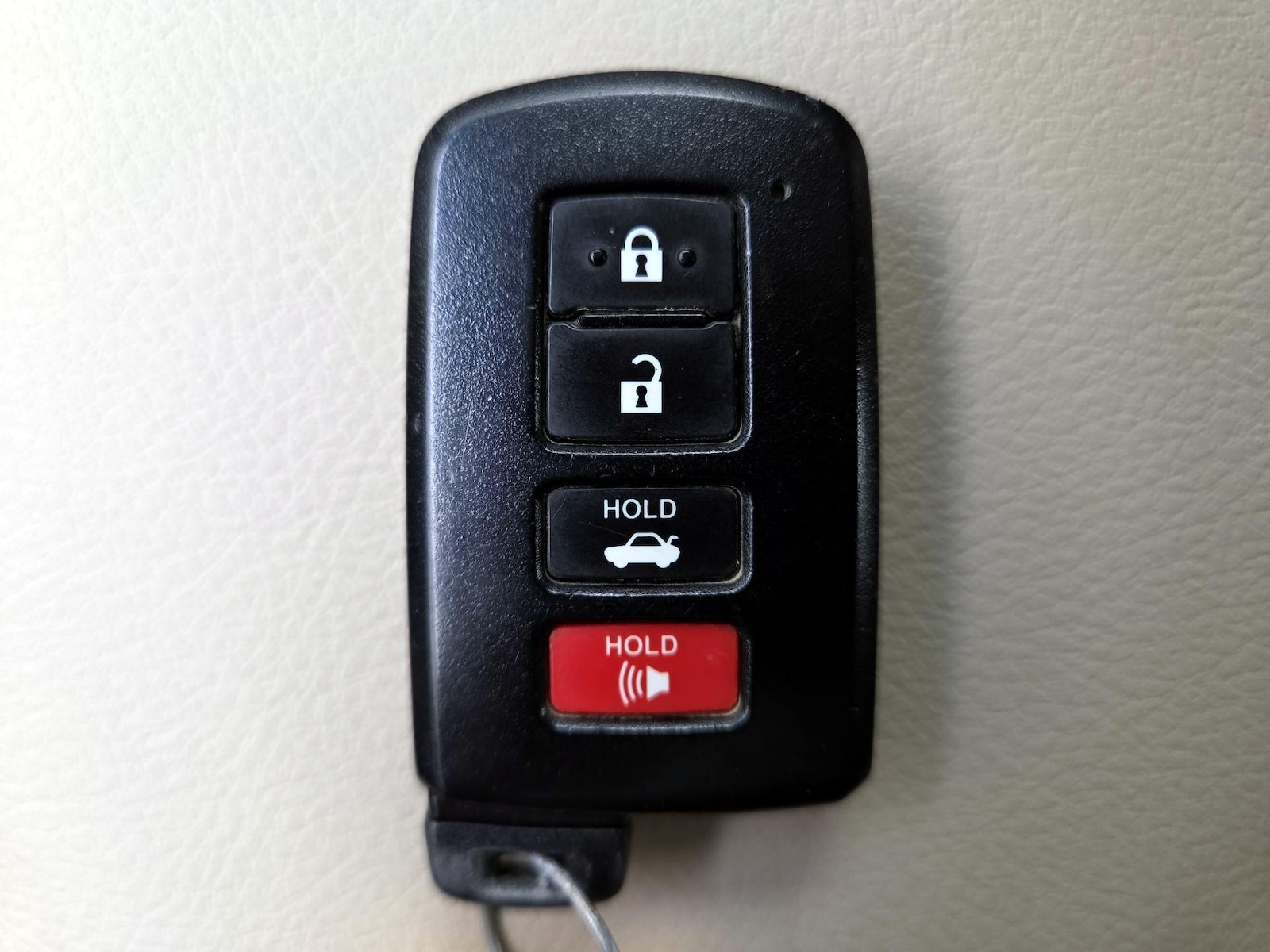 2014 Toyota Camry XLE Hybrid - Photo 22