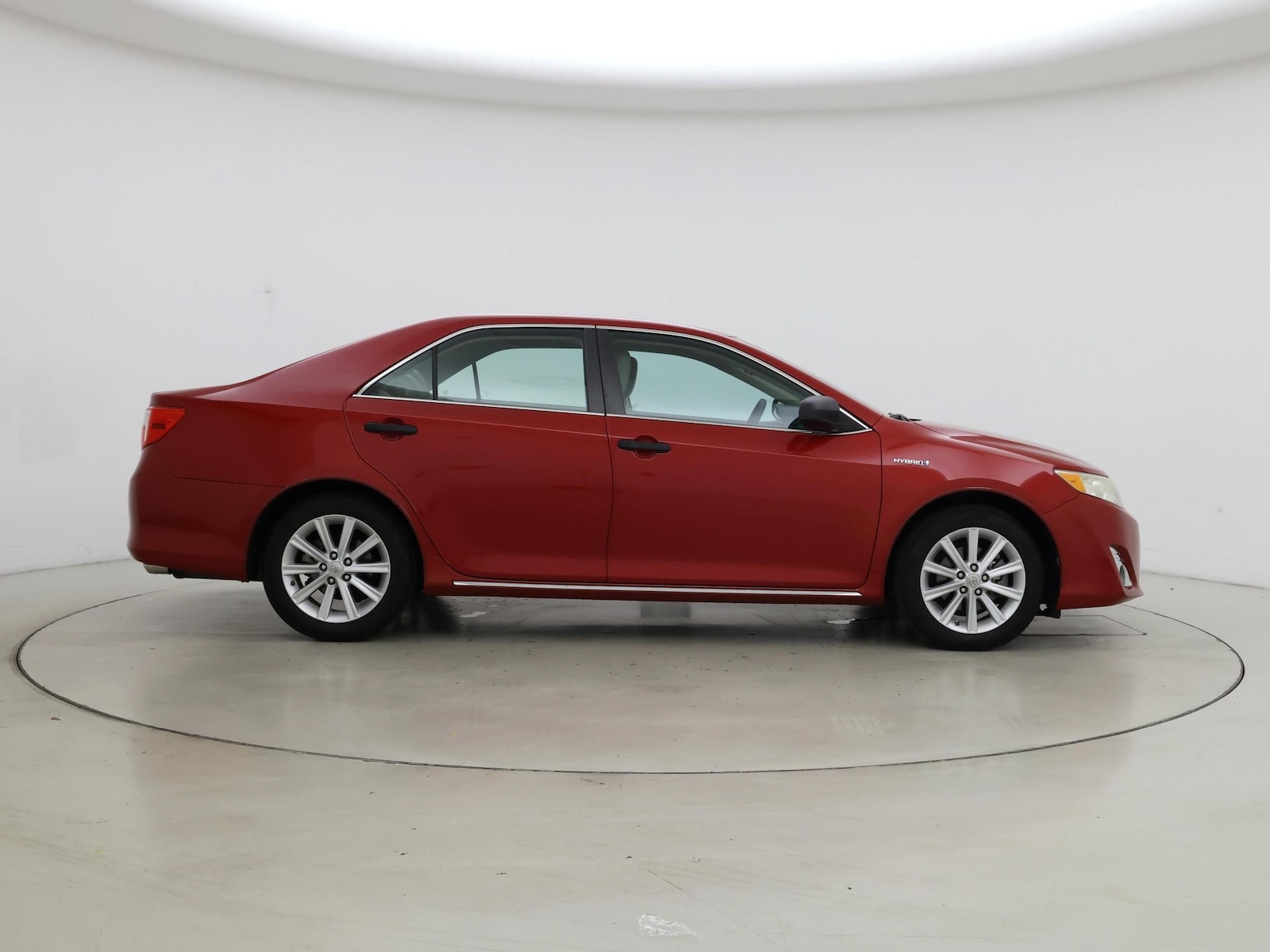 2014 Toyota Camry XLE Hybrid - Photo 8