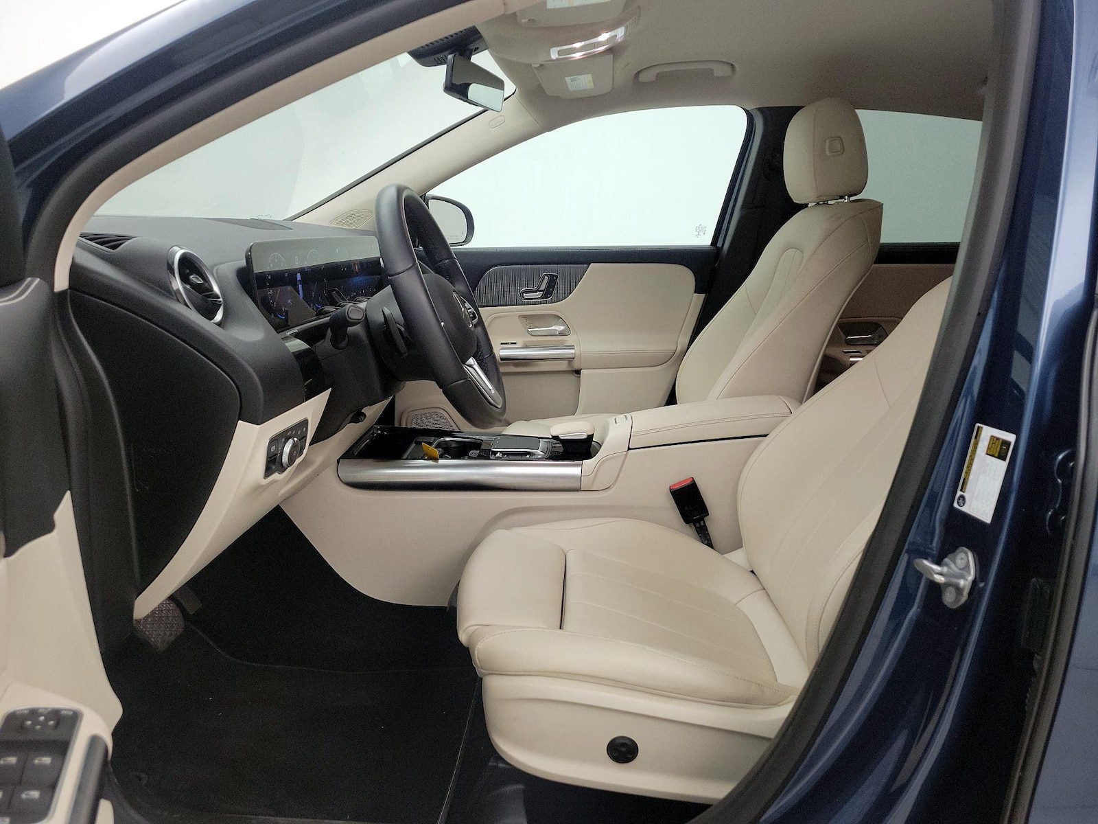 Power Seat(s) & Side Airbags