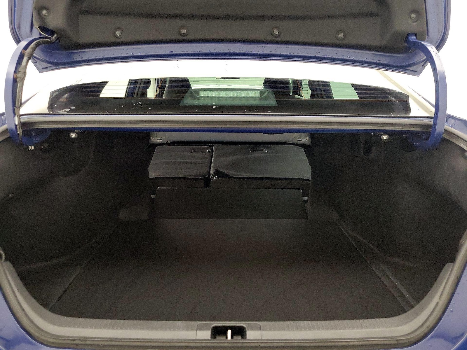 2025 Toyota Camry SE - Photo 22