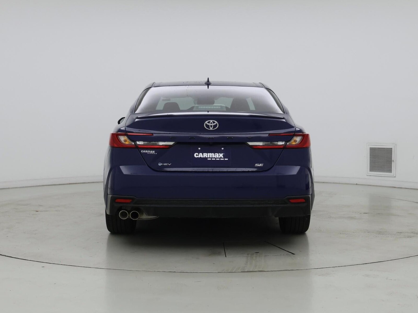 2025 Toyota Camry SE - Photo 7