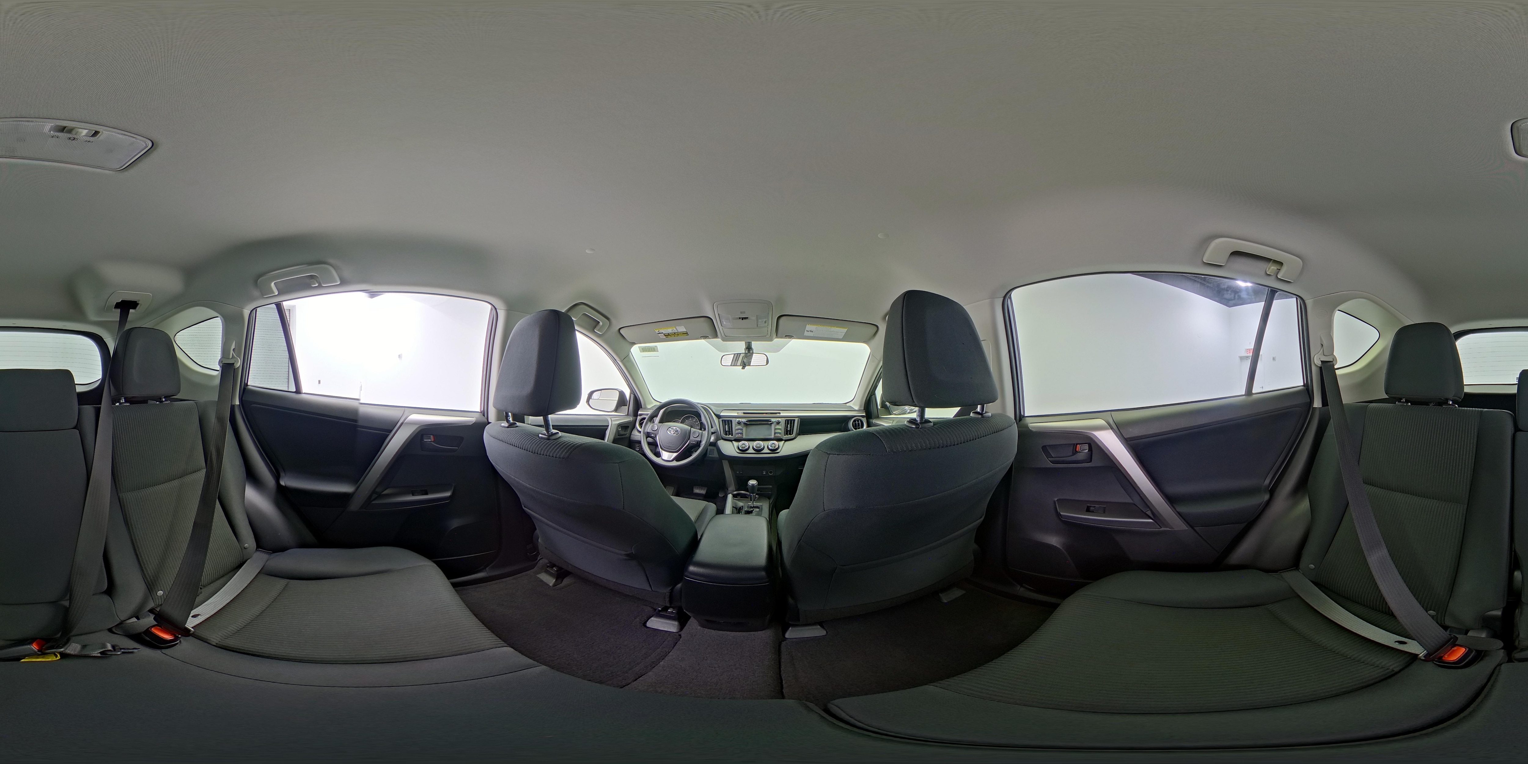 2016 Toyota RAV4 LE - Photo 25