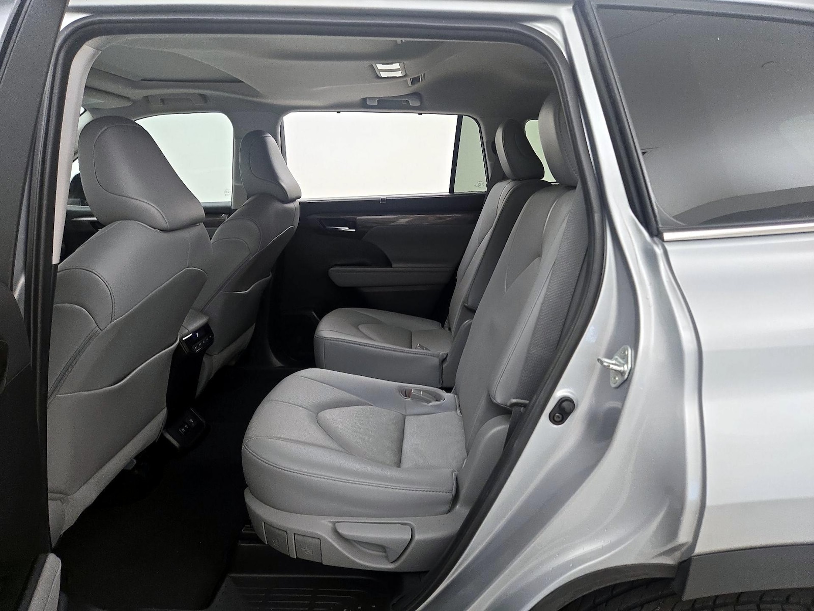Rear Air Conditioning