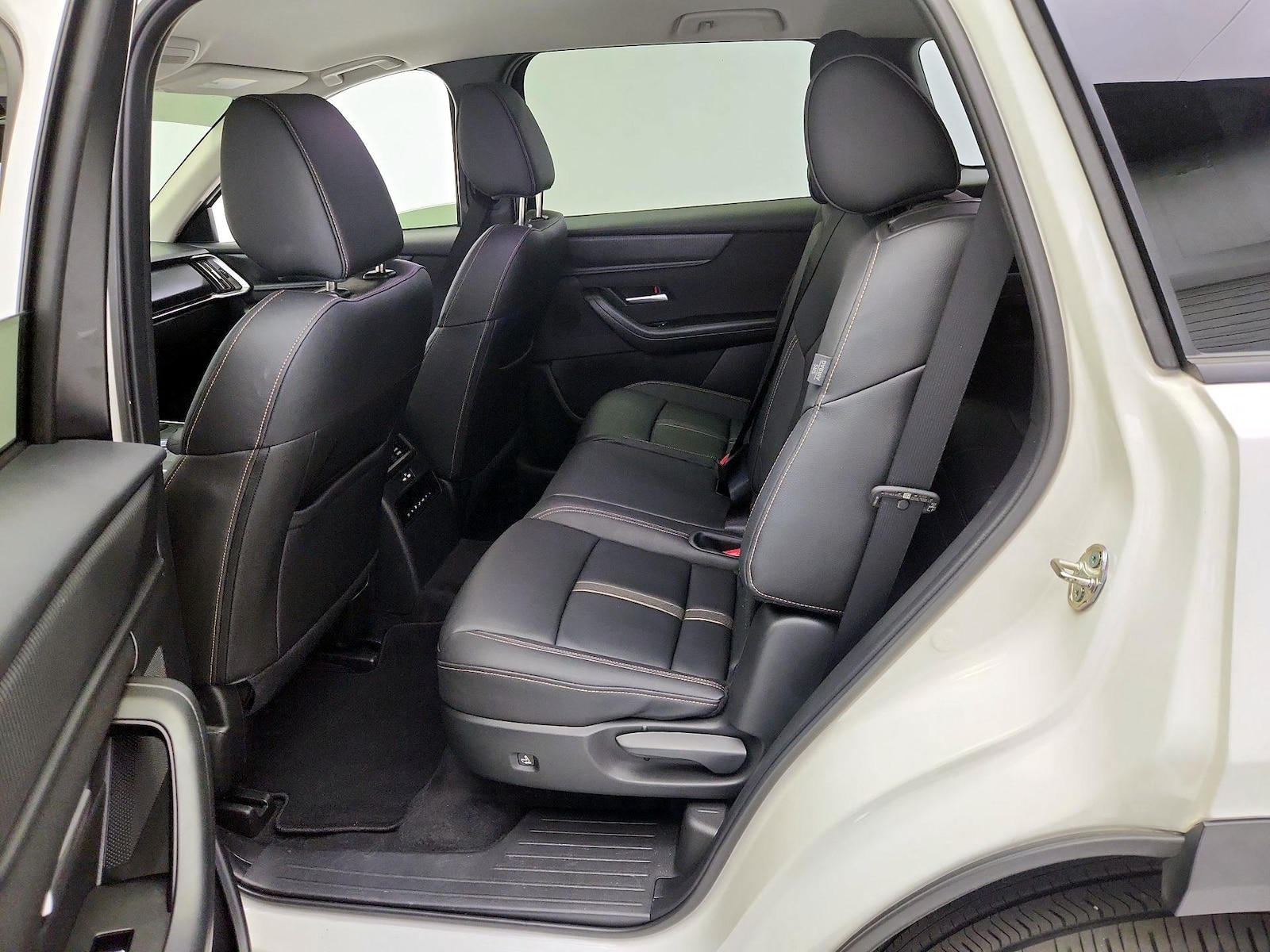 2025 Mazda CX-90 Select Package - Photo 21