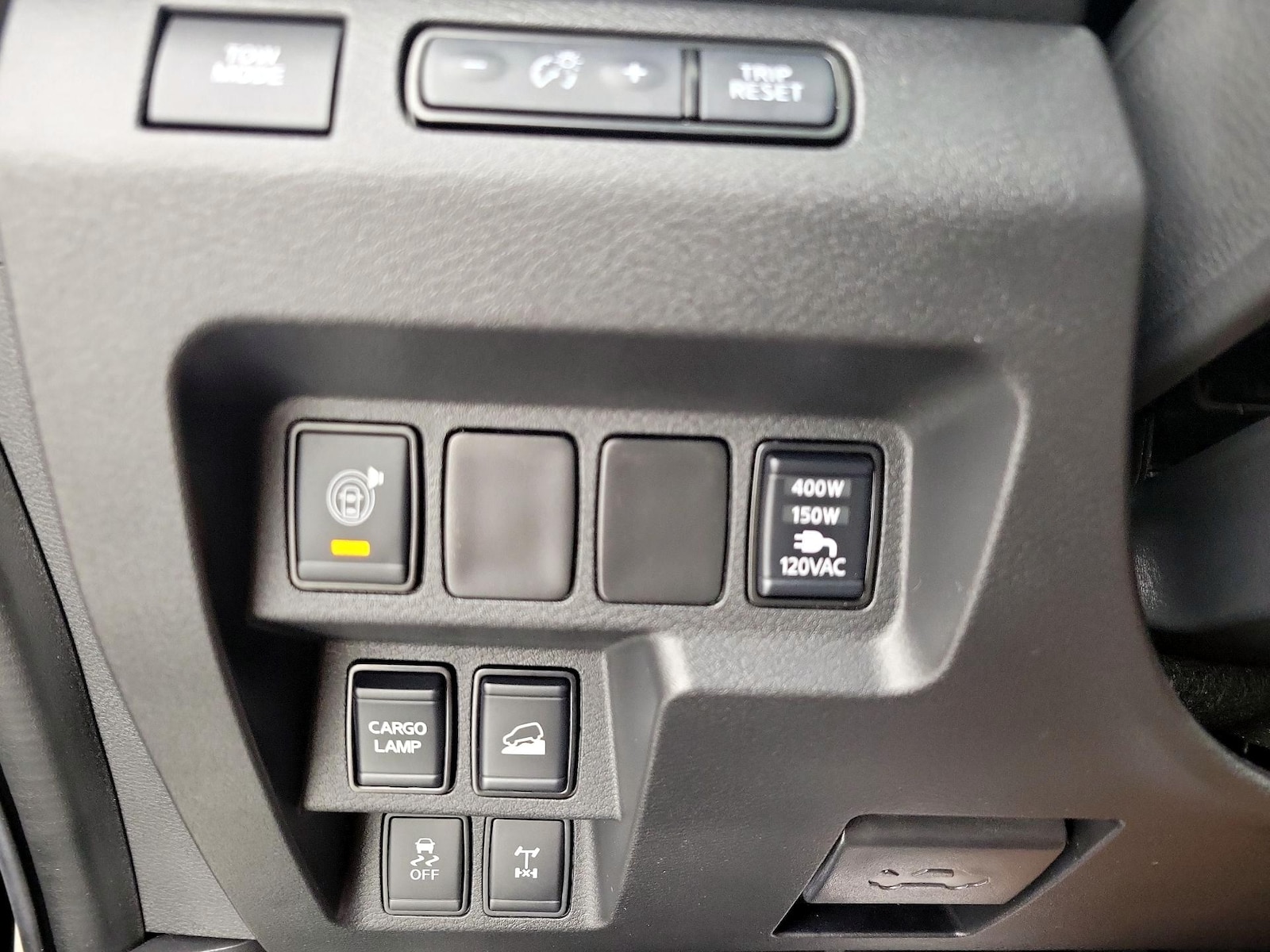 2025 Nissan Frontier PRO-4X - Photo 14