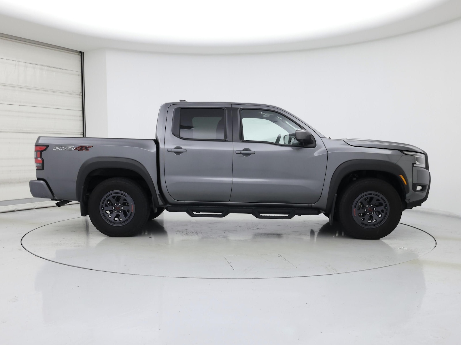 2025 Nissan Frontier PRO-4X - Photo 8