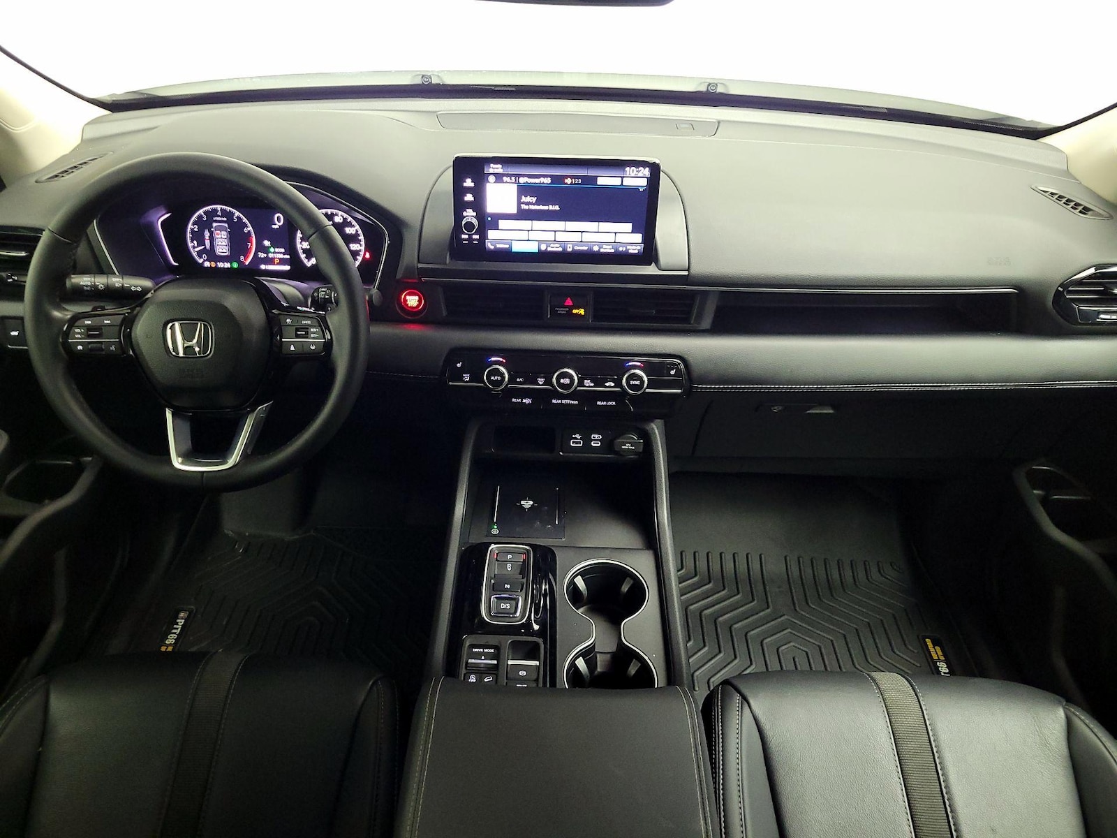 Apple CarPlay® & Android Auto™