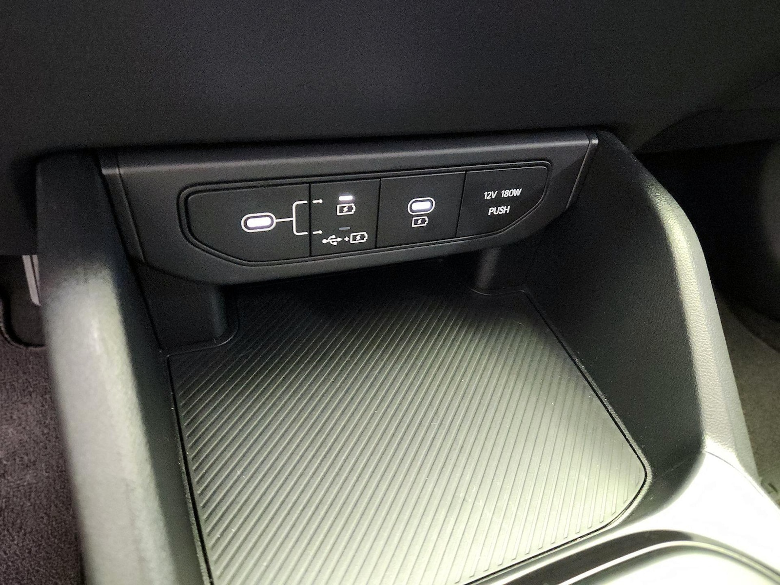 2026 Kia K4 LXS - Photo 19