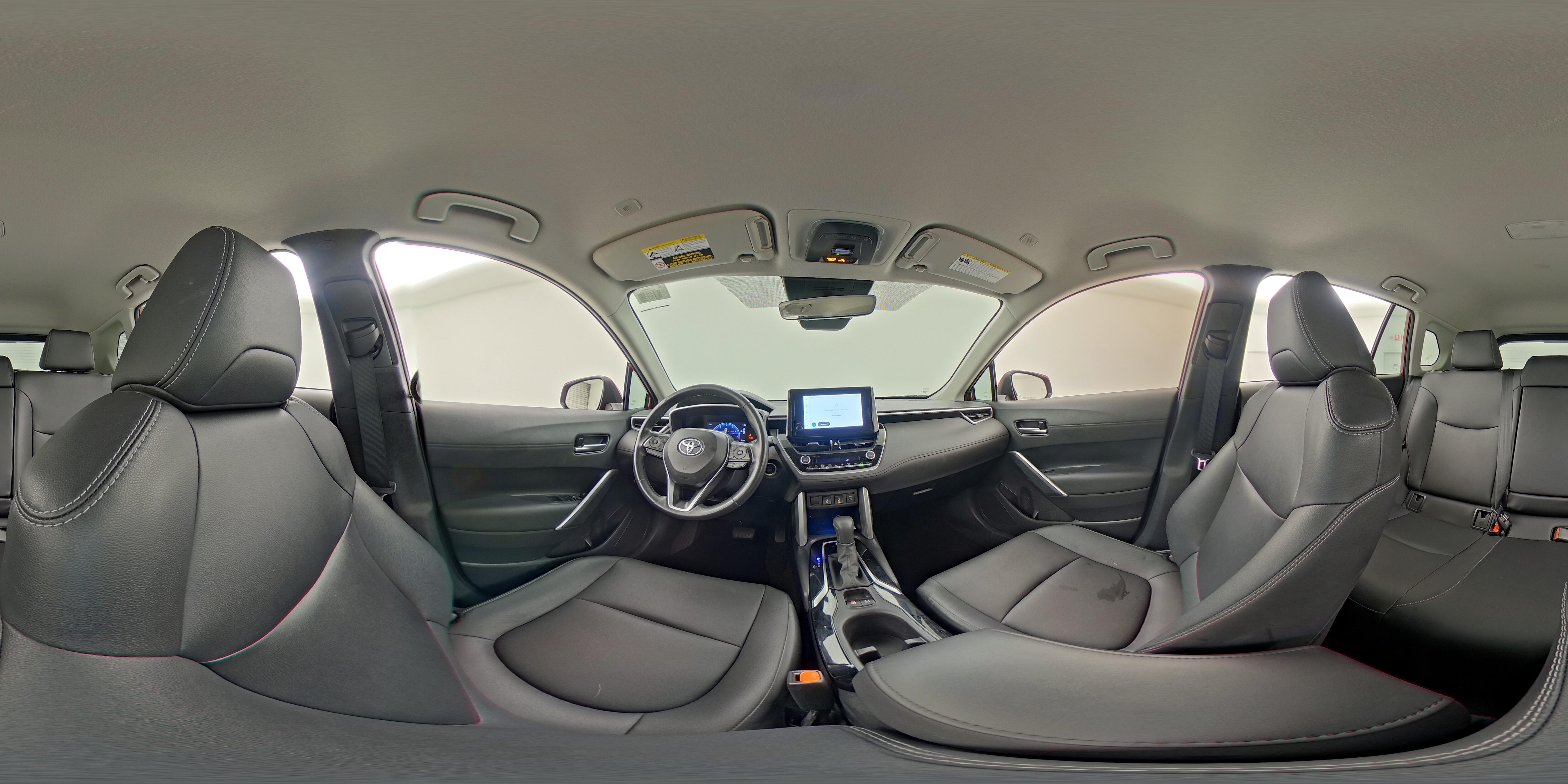 2023 Toyota Corolla Cross XLE - Photo 24