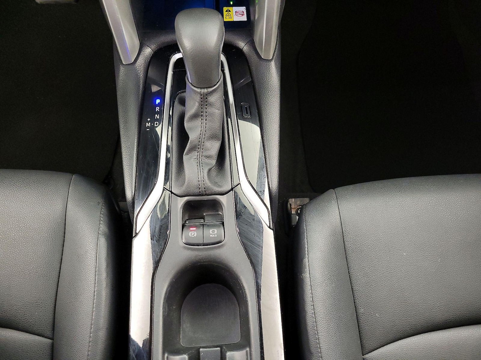 2023 Toyota Corolla Cross XLE - Photo 18